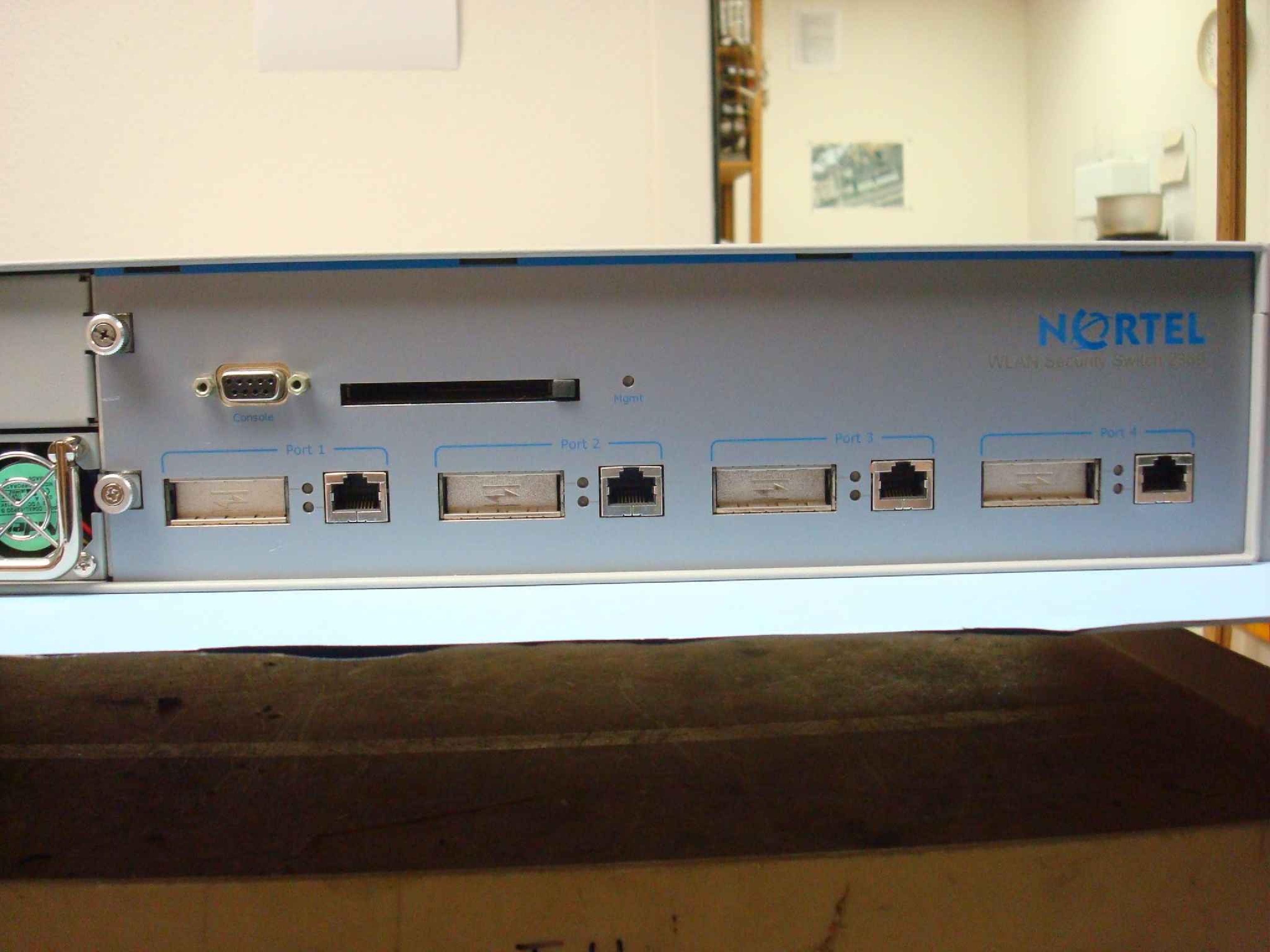 BAY NETWORKS / NORTEL DR4001A71E5 WLAN NETWORKING GIGABIT ETHERNET SECURITY SWITCH 2380