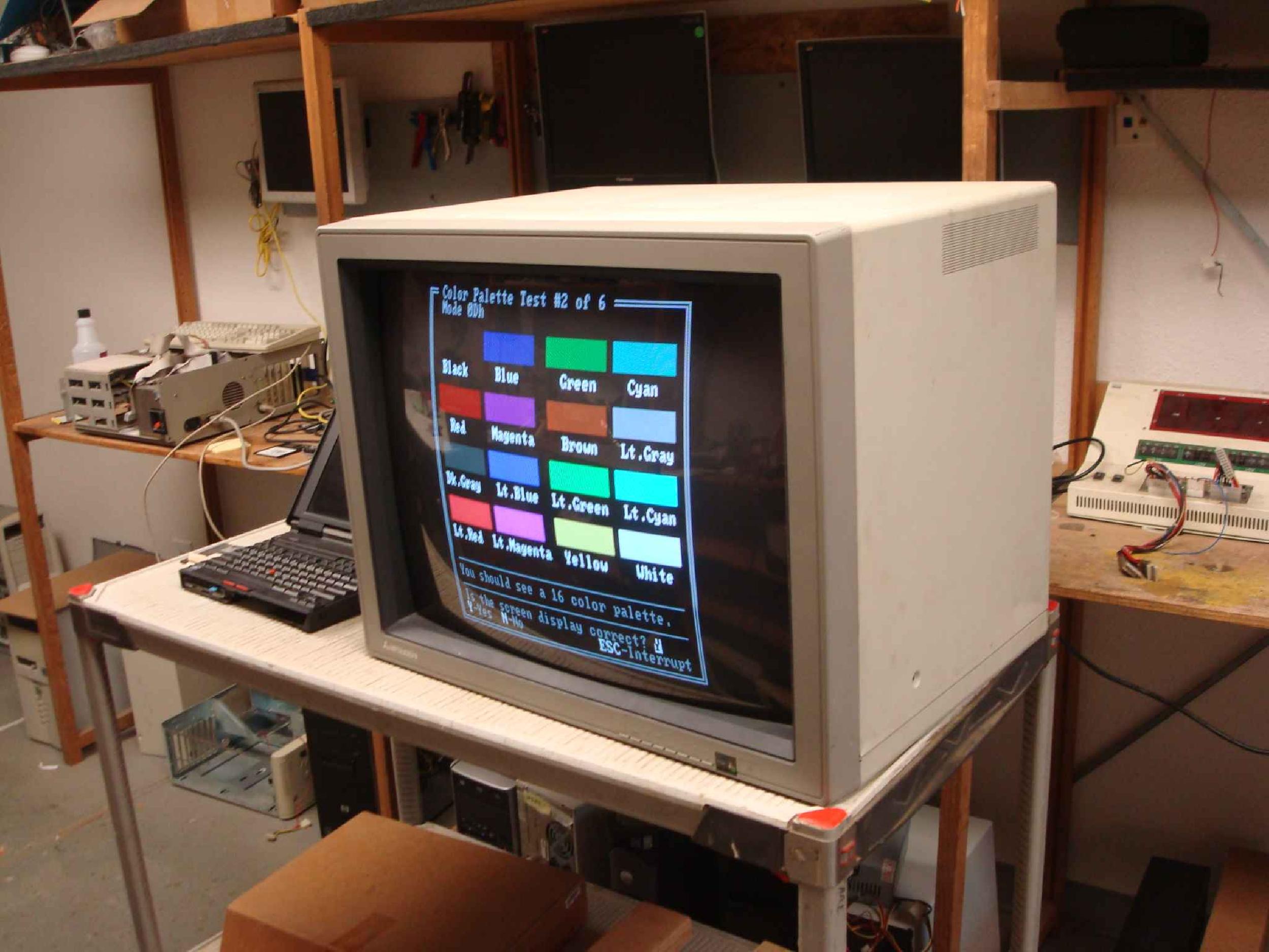 MITSUBISHI XC-2930C MEGAVIEW PRO 29 INCH COLOR DISPLAY MONITOR