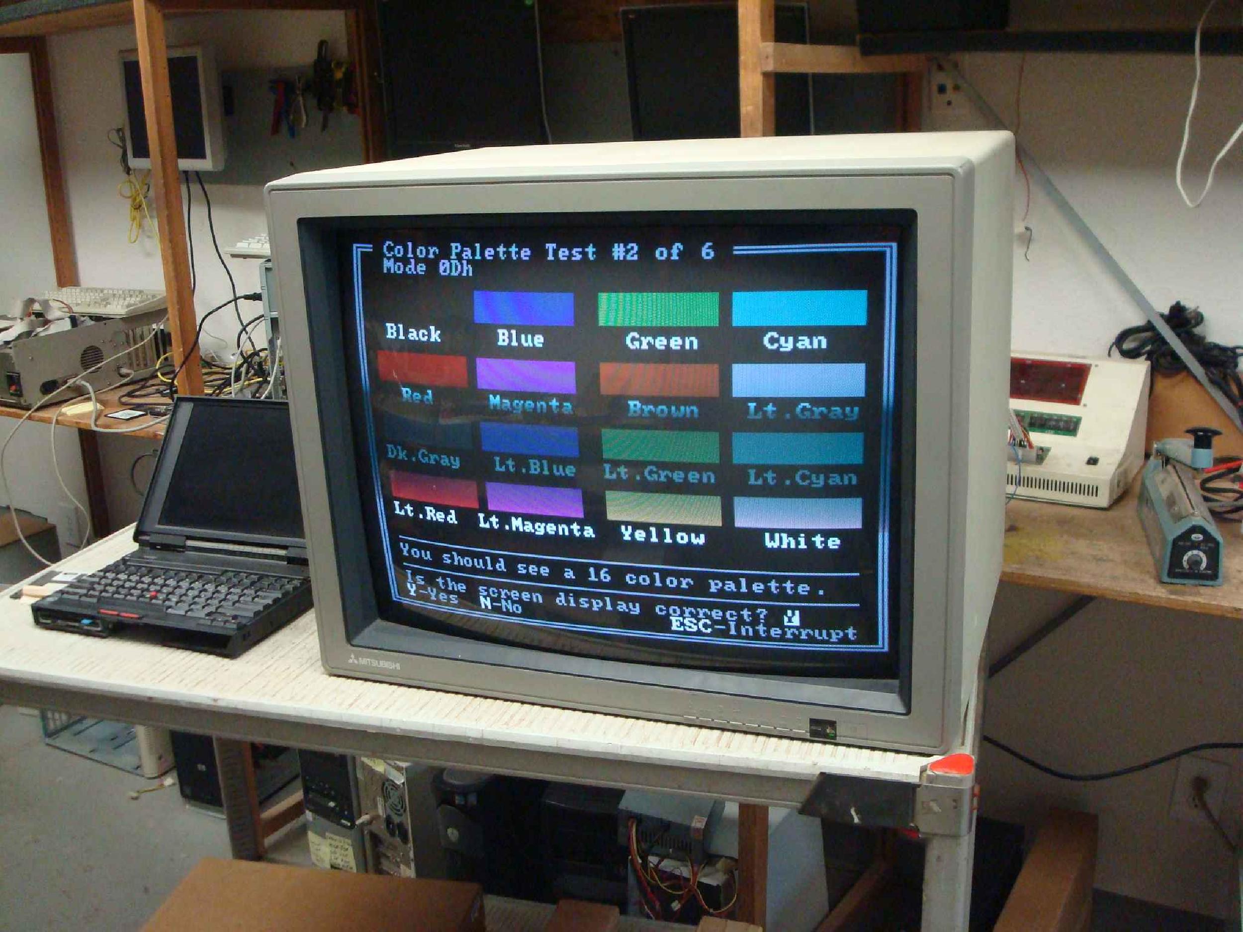 MITSUBISHI XC-2930C MEGAVIEW PRO 29 INCH COLOR DISPLAY MONITOR