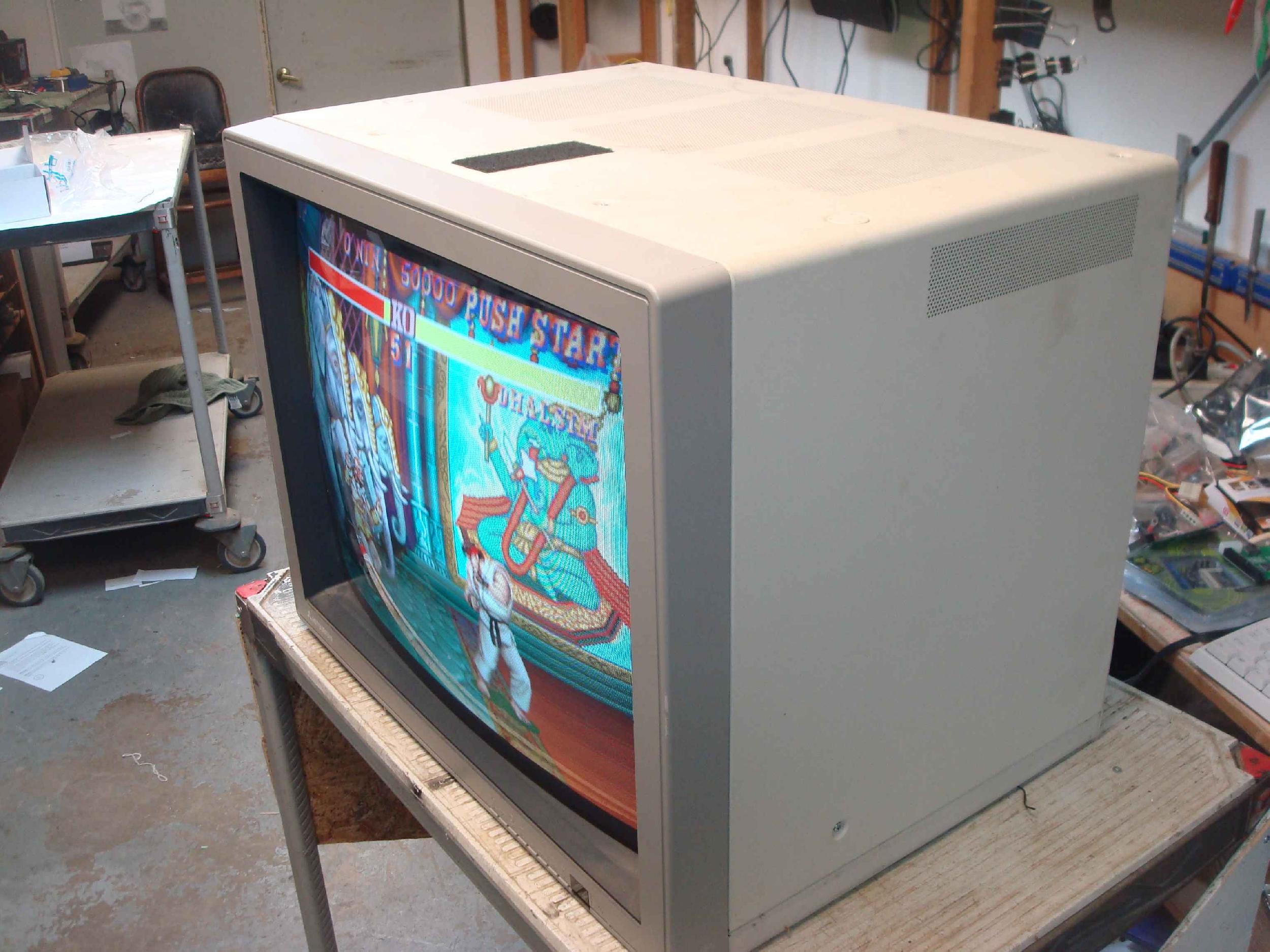 MITSUBISHI XC-2930C SN 503101311 MEGAVIEW PRO 29 INCH COLOR DISPLAY MONITOR