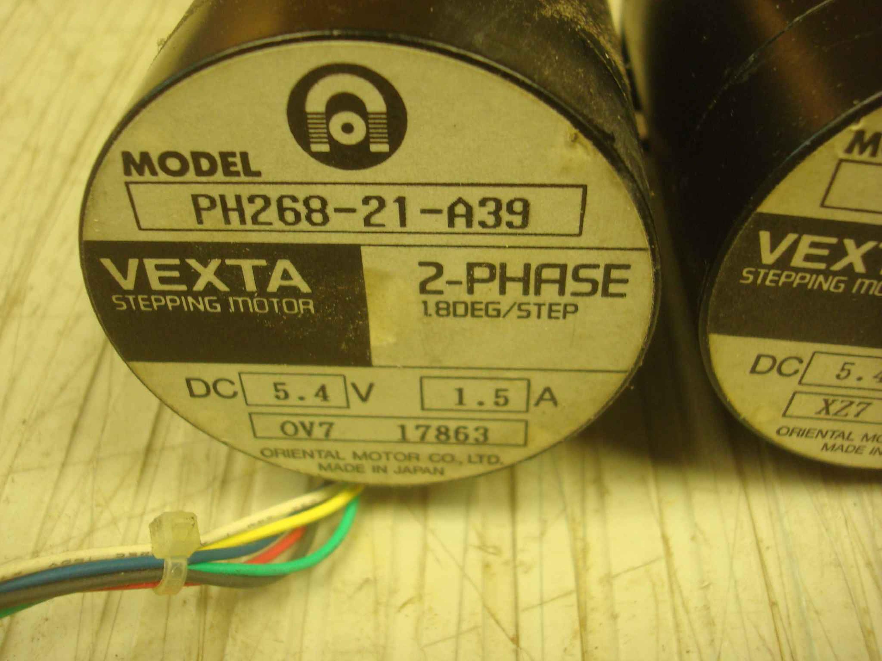 VEXTA PH268-21-A39 5.4VDC 2-PHASE STEPPER MOTOR