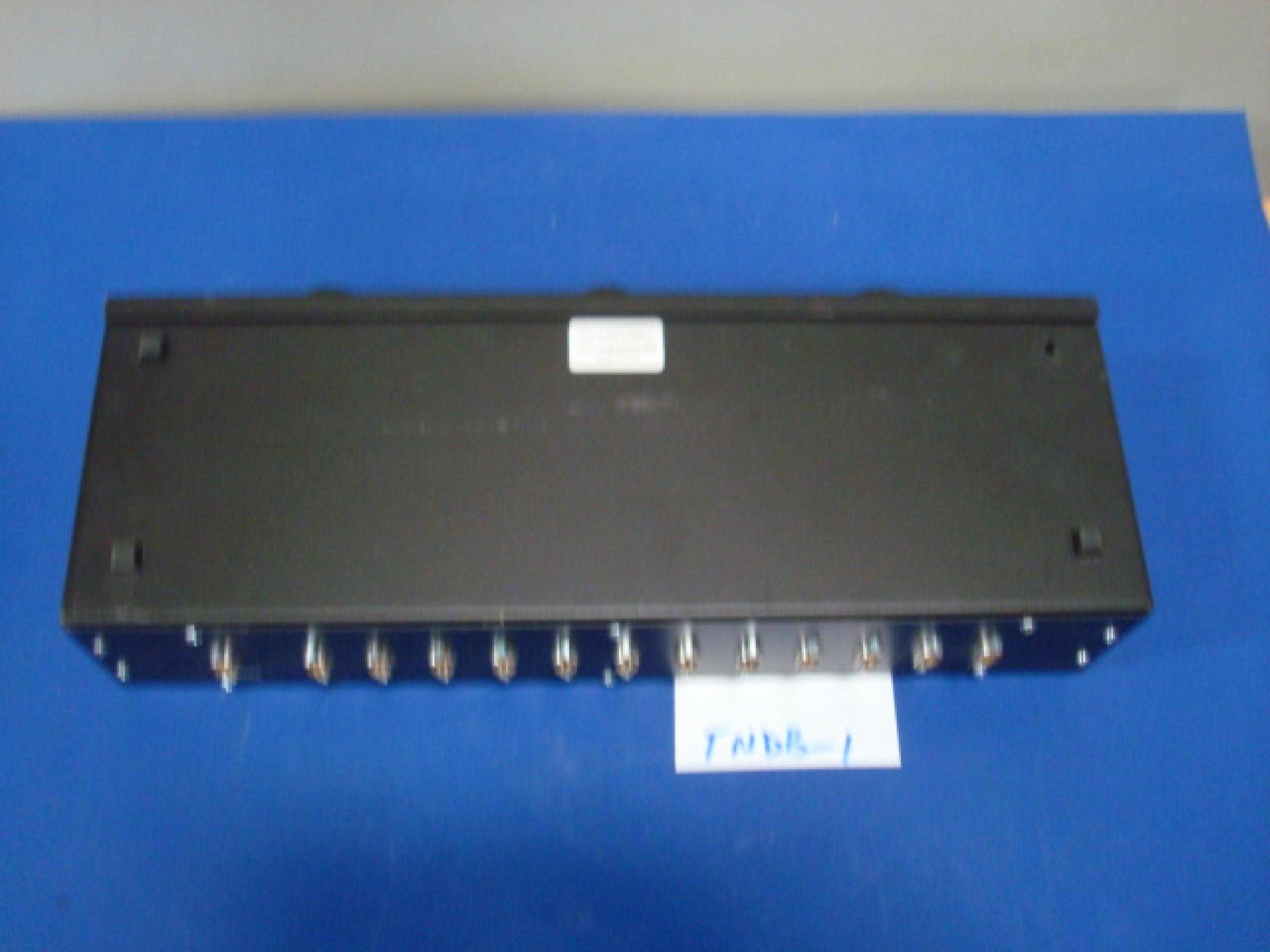 BLACK BOX SWMD154222 12 PORT 9 PIN SERIAL SWITCHBOX