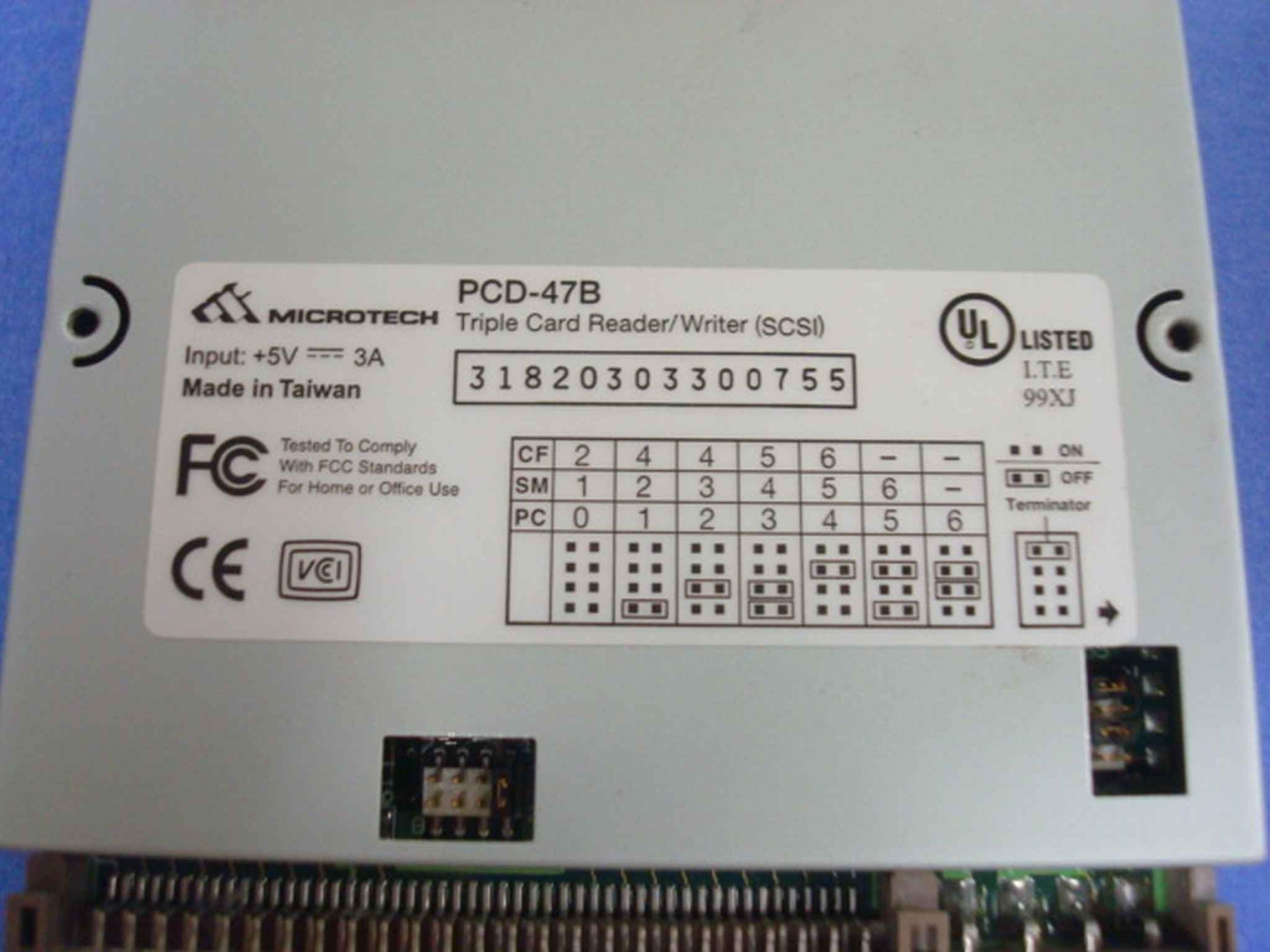 MICROTECH PCD-47B TRIPLE CARD READER WTH SCSI INTERFACE