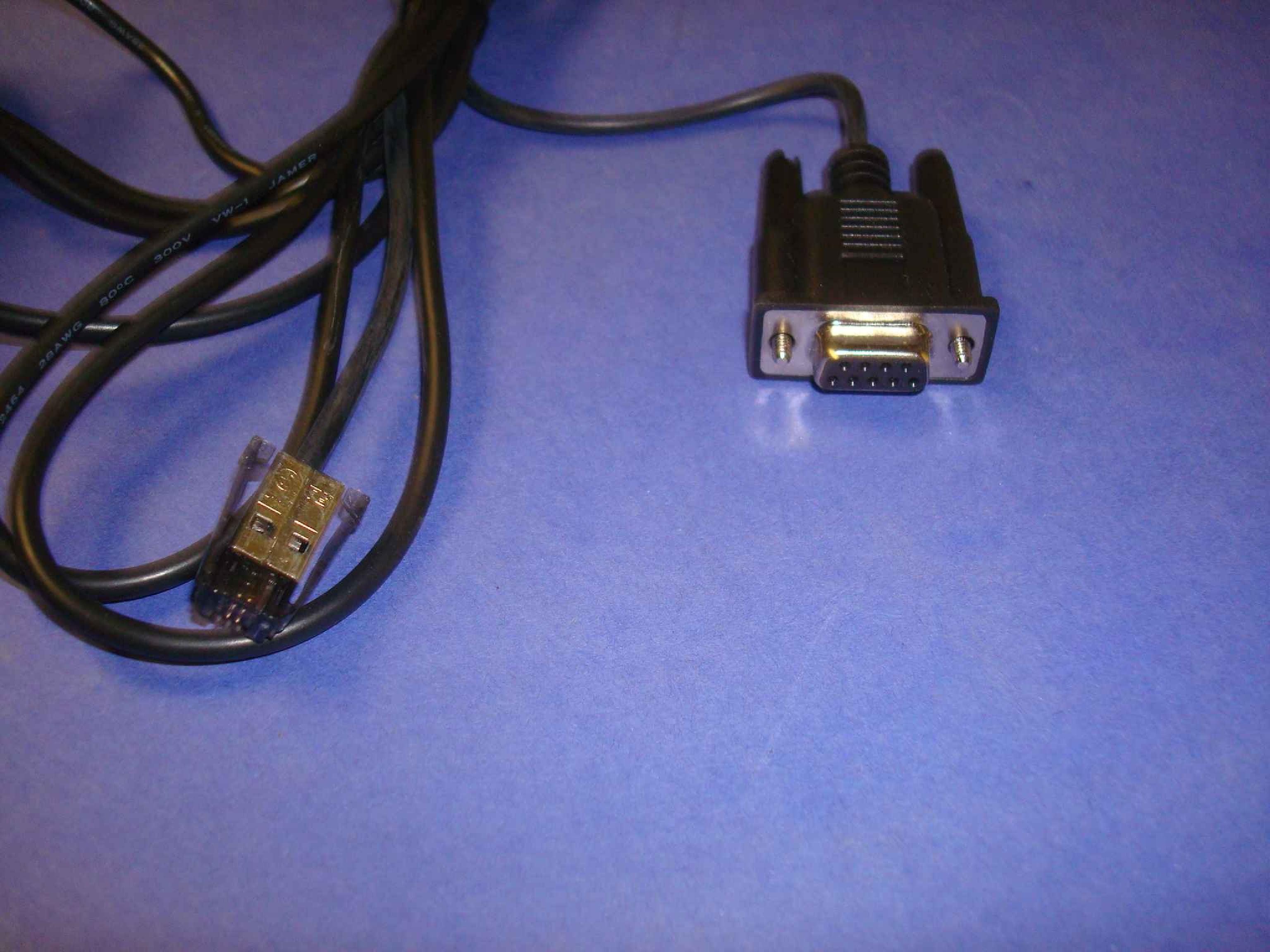 INGENICO I3300MHN004C TERMINAL WITH TWO CABLES AND COUPLER