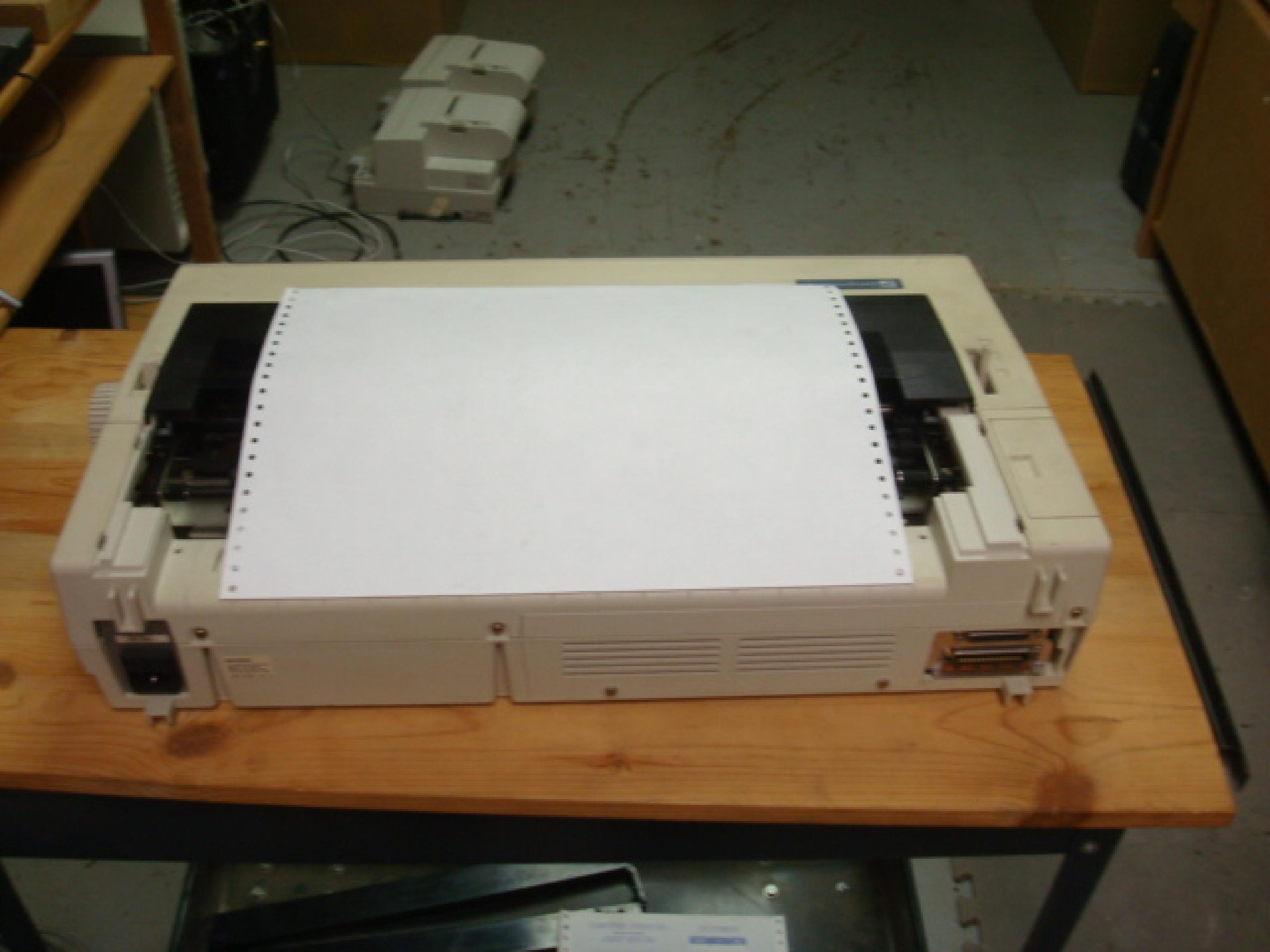 DATAPRODUCTS 9040-1 WIDE CARRIAGE PRINTER