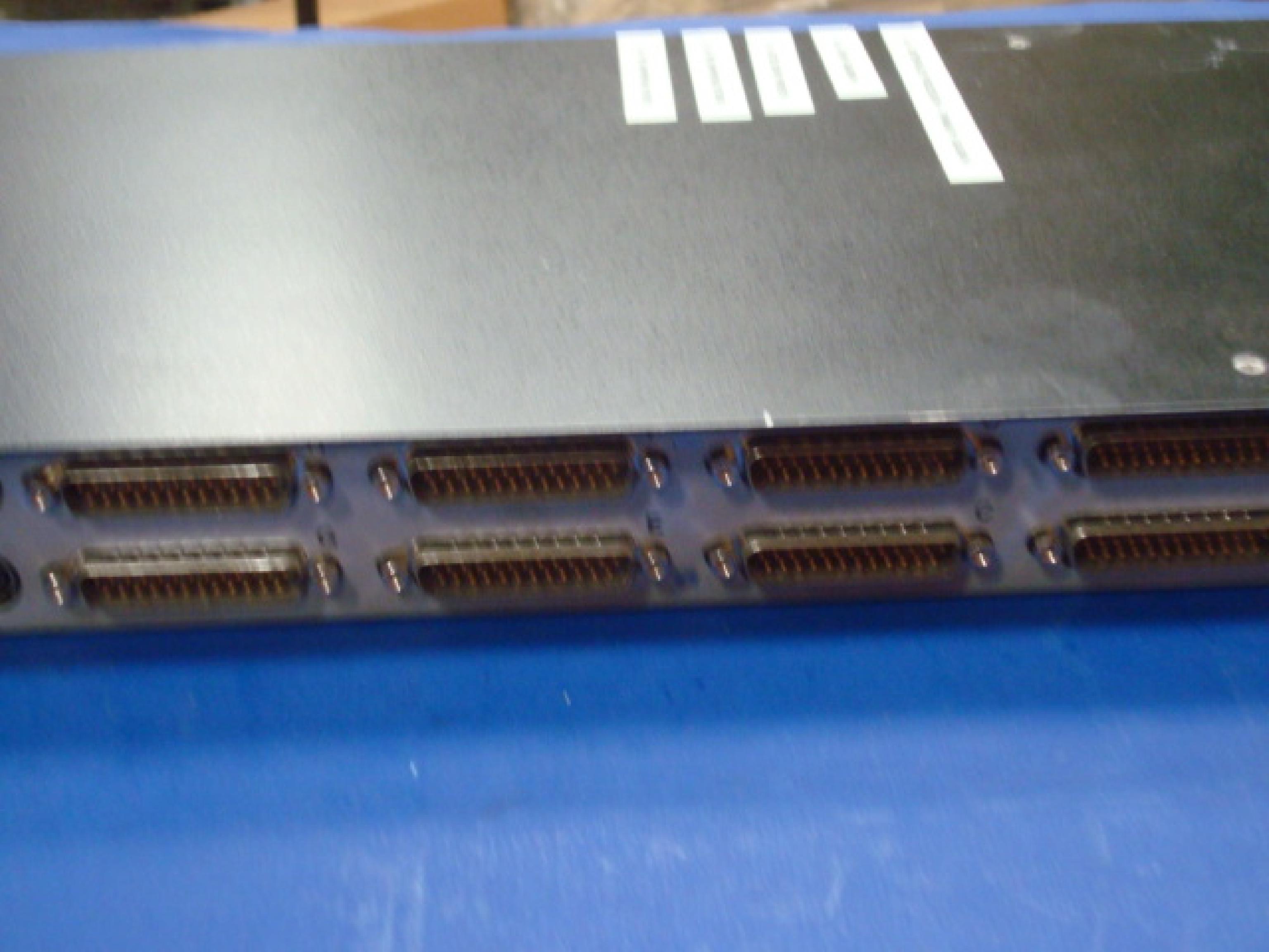 BLACK BOX SERVSELECT SERVSELECT 8PORT KVM