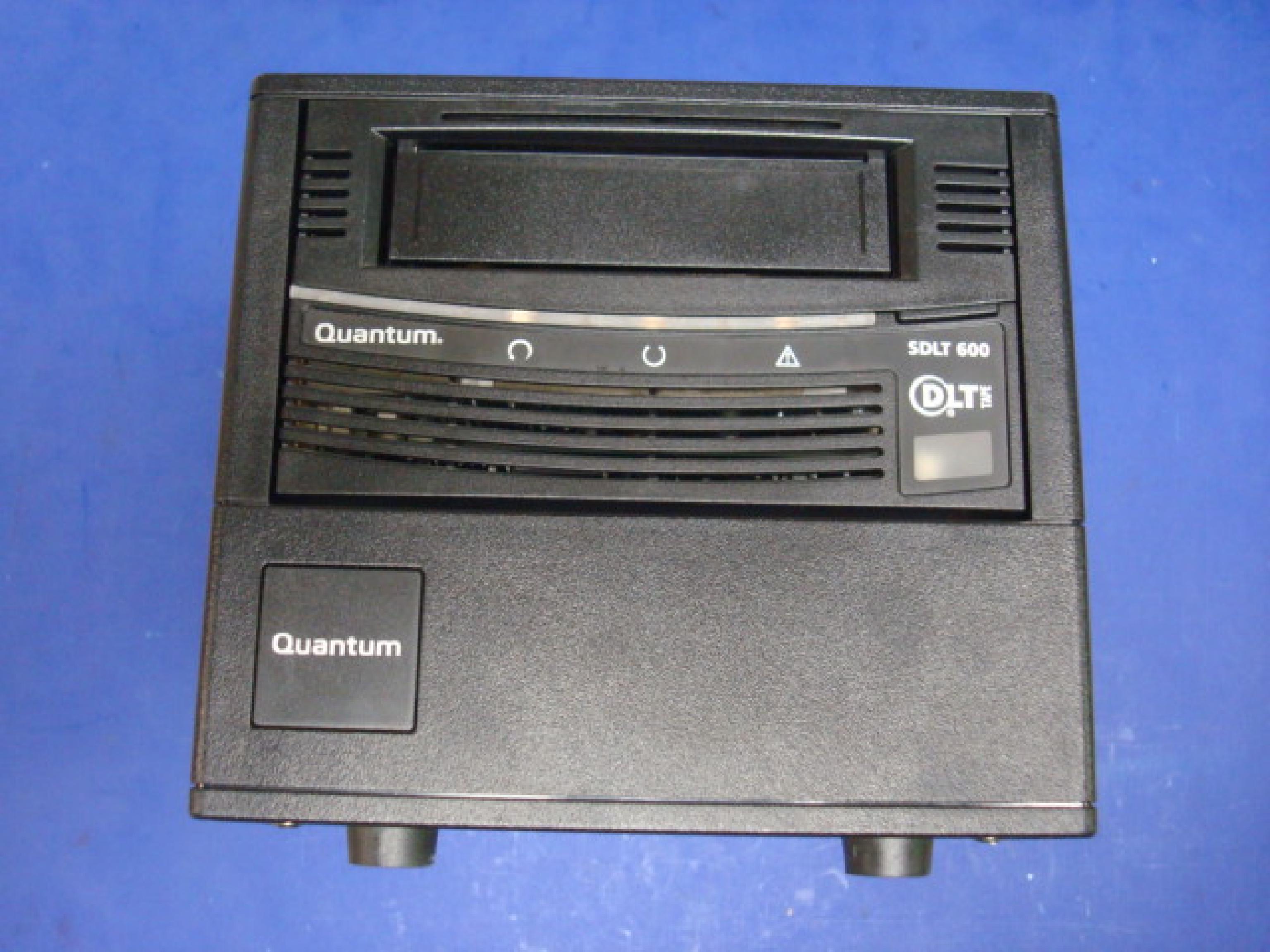 QUANTUM 70-85264-03 LVD SE SCSI SDLT 600 BLACK FACE TAPE DRIVE PULLED FROM TR-S34BX-BF