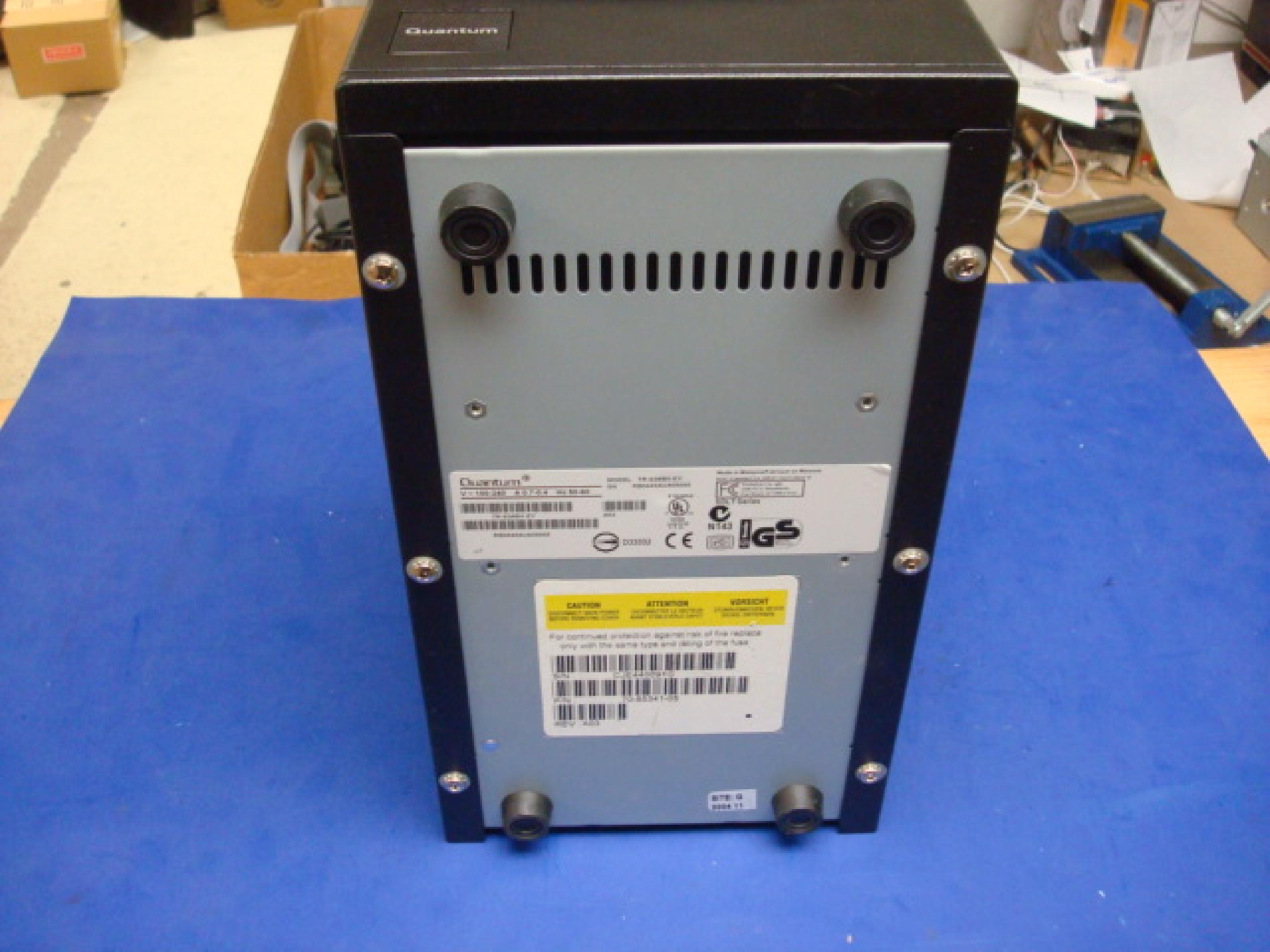 QUANTUM 70-85264-03 LVD SE SCSI SDLT 600 BLACK FACE TAPE DRIVE PULLED FROM TR-S34BX-BF