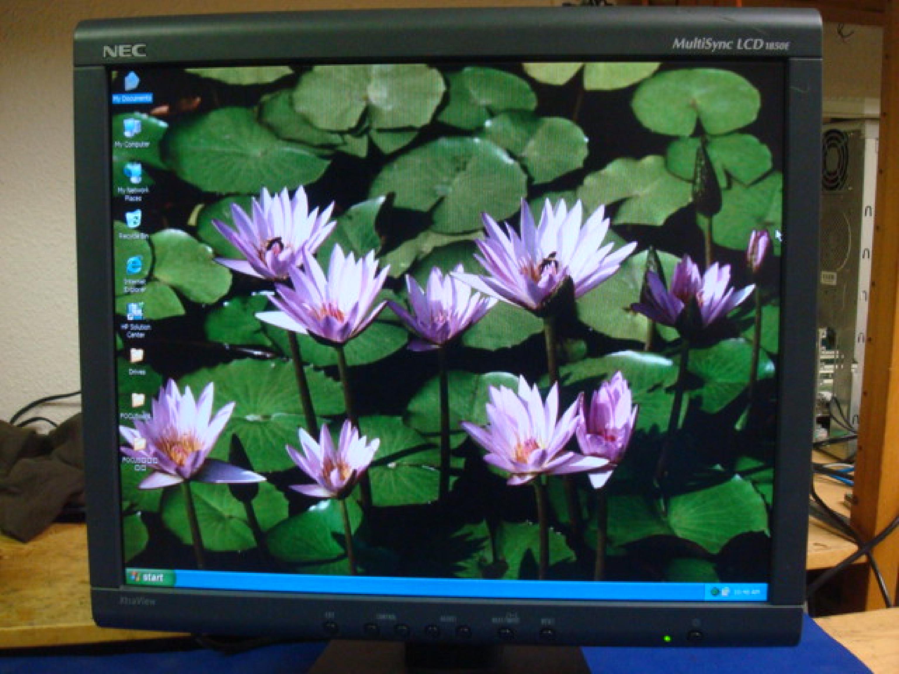 NEC LCD1850E-BK 18INCH MULTISYNC LCD MONITOR