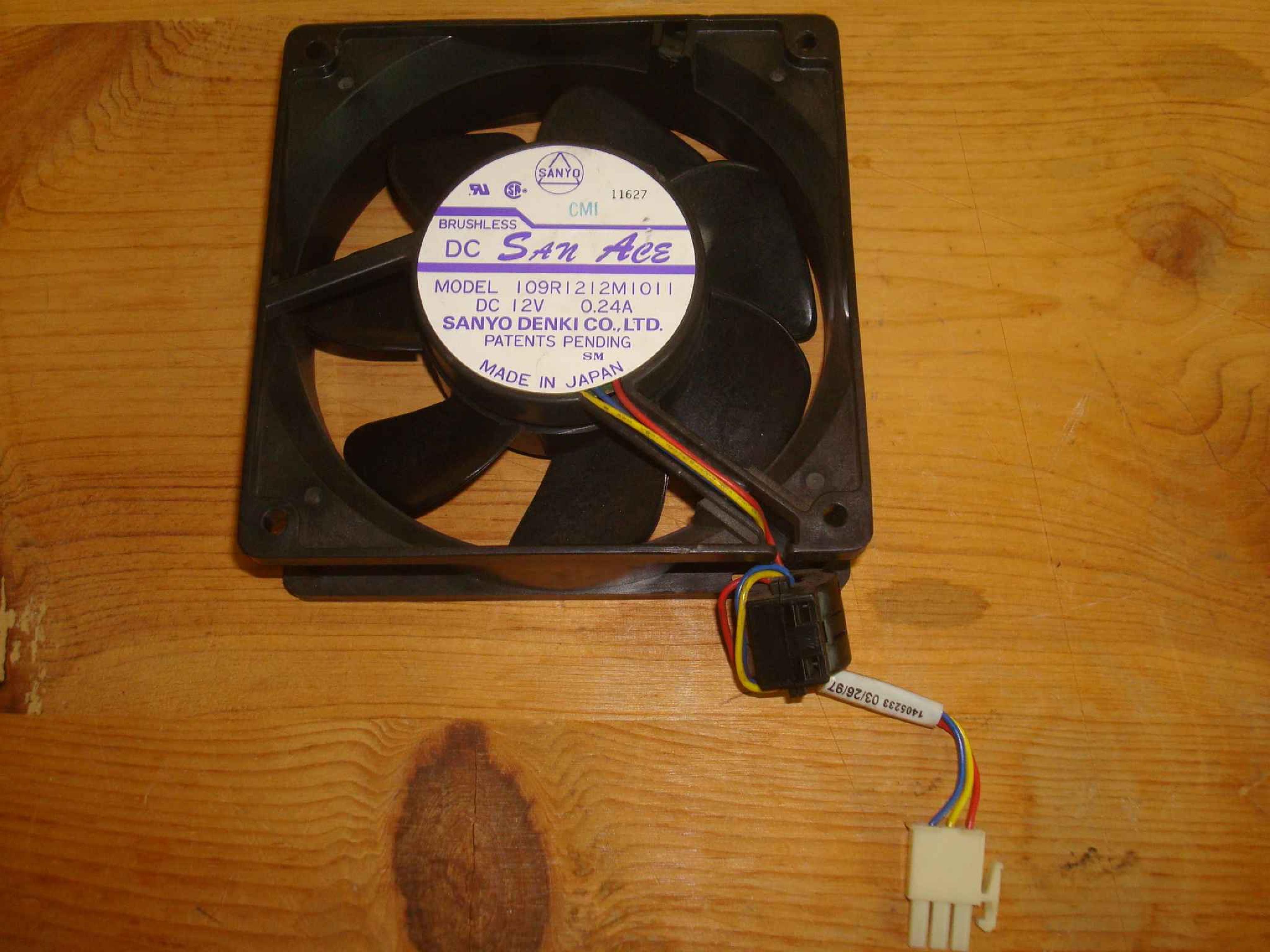 SANYO DENKI 109R1212M1011 120MM SAN ACE DC 12V 0.24A FAN