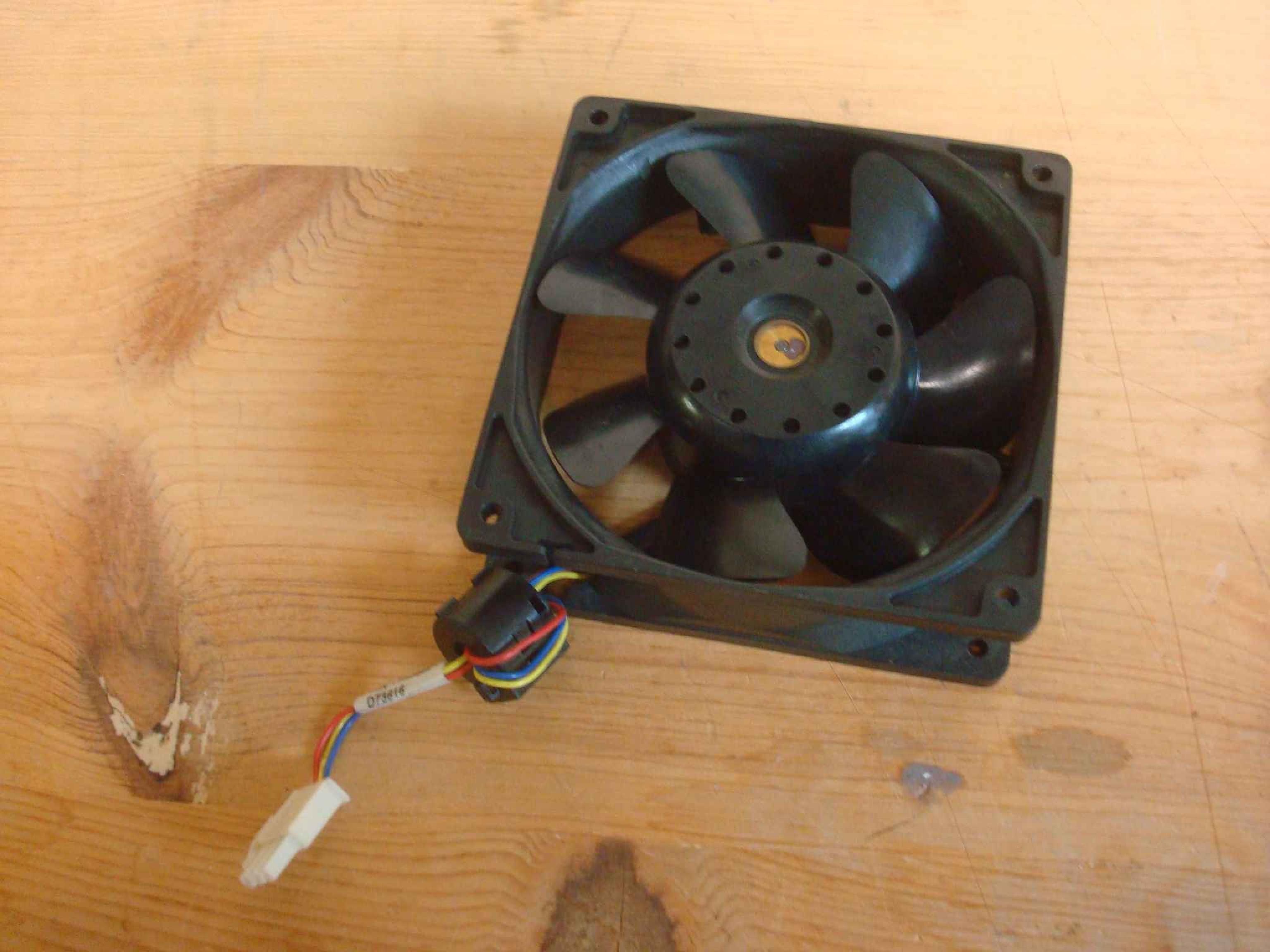 SANYO DENKI 109R1212M1011 120MM SAN ACE DC 12V 0.24A FAN