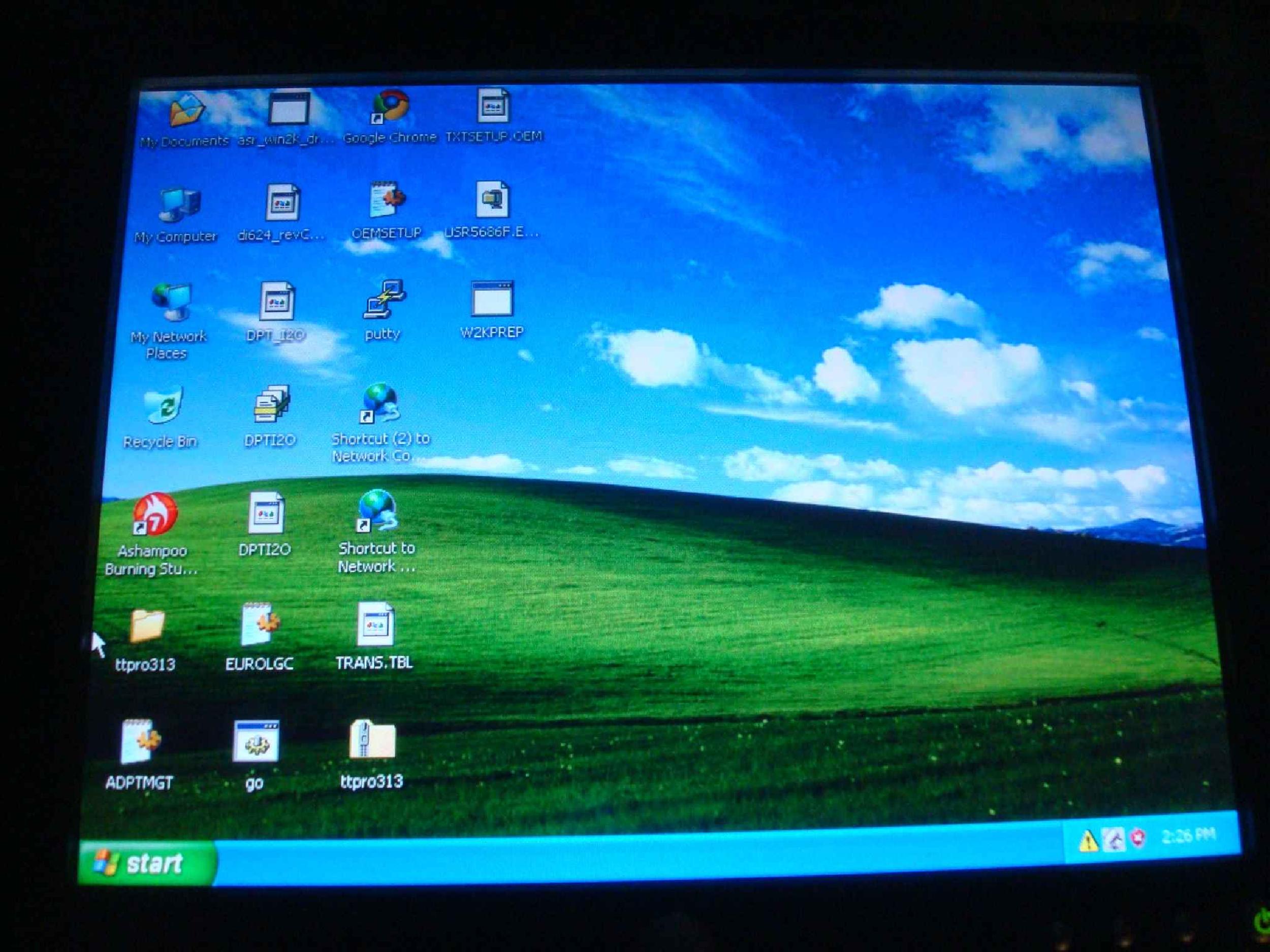 DELL 0H6061 15 INCH LCD TOUCHSCREEN MONITOR - HAS SMALL SCRATCH ON SCREEN