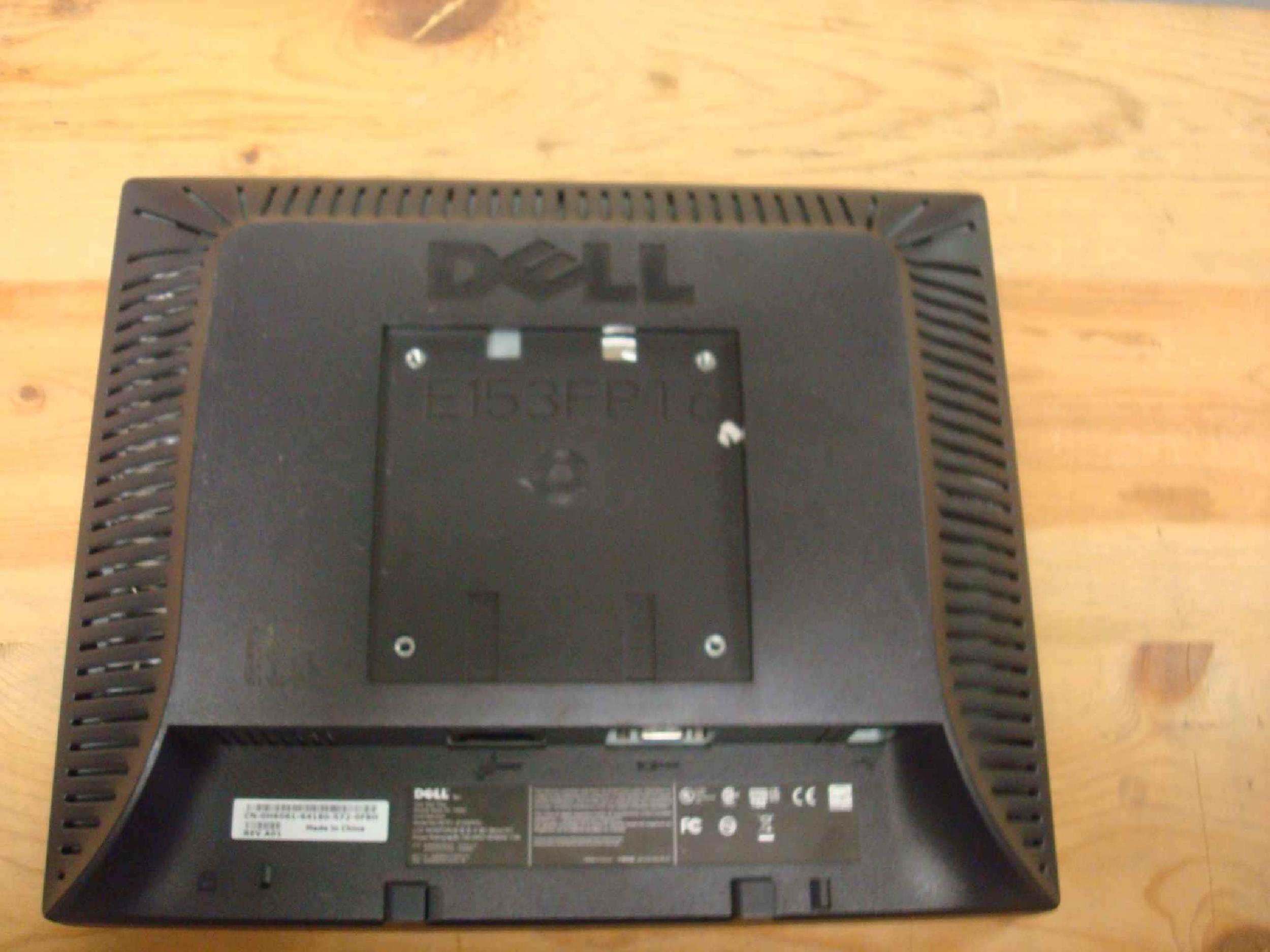 DELL 0H6061 15 INCH LCD TOUCHSCREEN MONITOR - HAS SMALL SCRATCH ON SCREEN