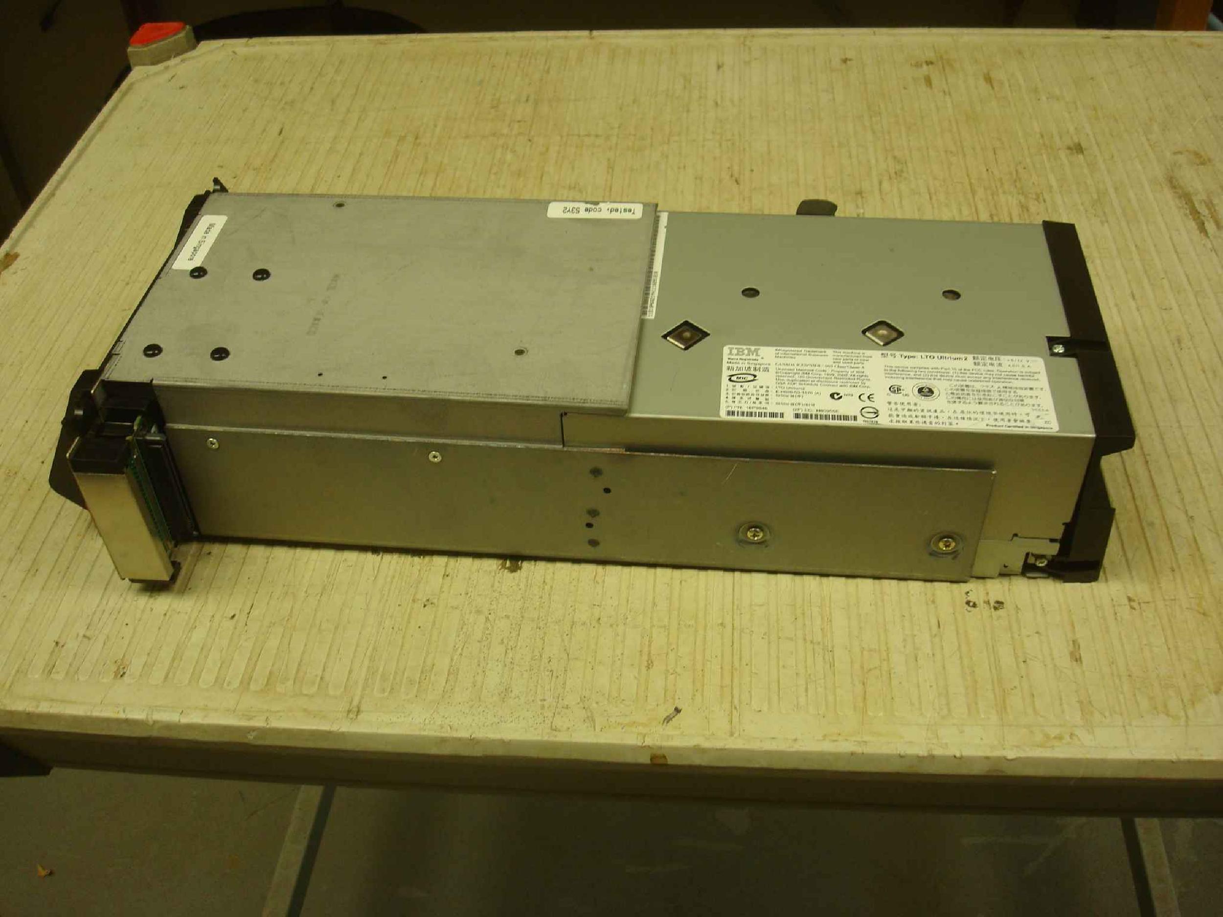 IBM 19P5427 LTO-2 TAPE DRIVE UNIT 200/400GB FIBRE WITH SLED/TRAY ULTRIUM 2