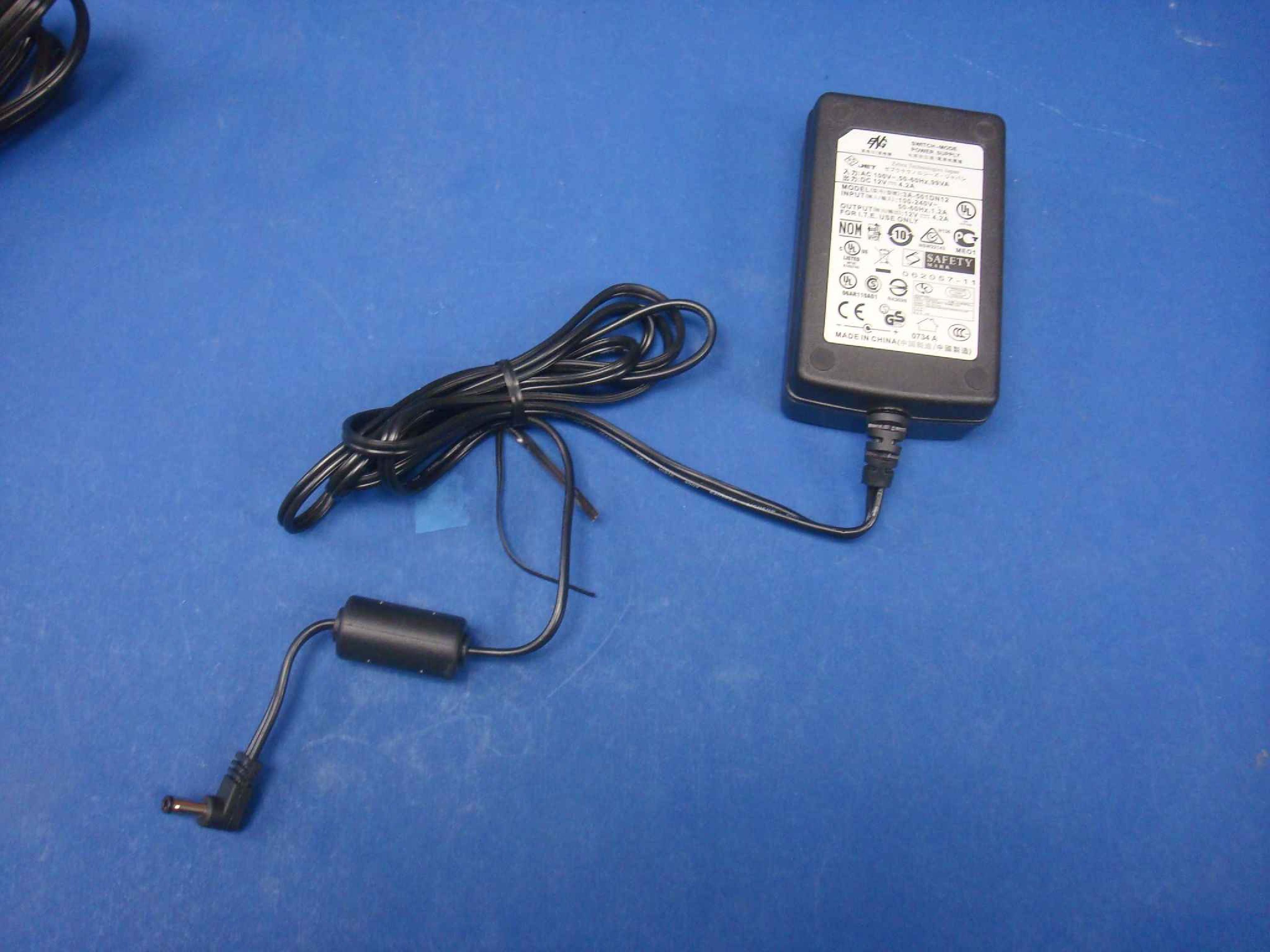 ZEBRA TECHNOLOGIES 3A-501DN12 CLONE AC ADAPTER POWER SUPPLY 12V 4.2A OD:5.5MM ID:2.5MM