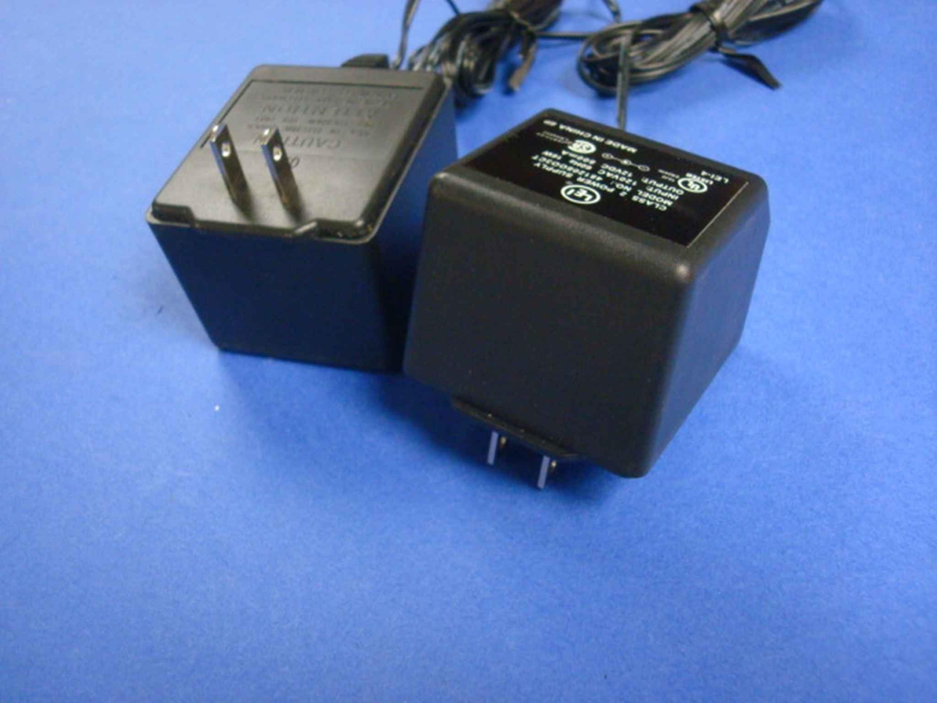 DVE DV-1280 AC ADAPTER 12VDC 800MA OD:5.00MM ID:2.30MM NEGATIVE OUTSIDE POLE 72 INCH WIRE