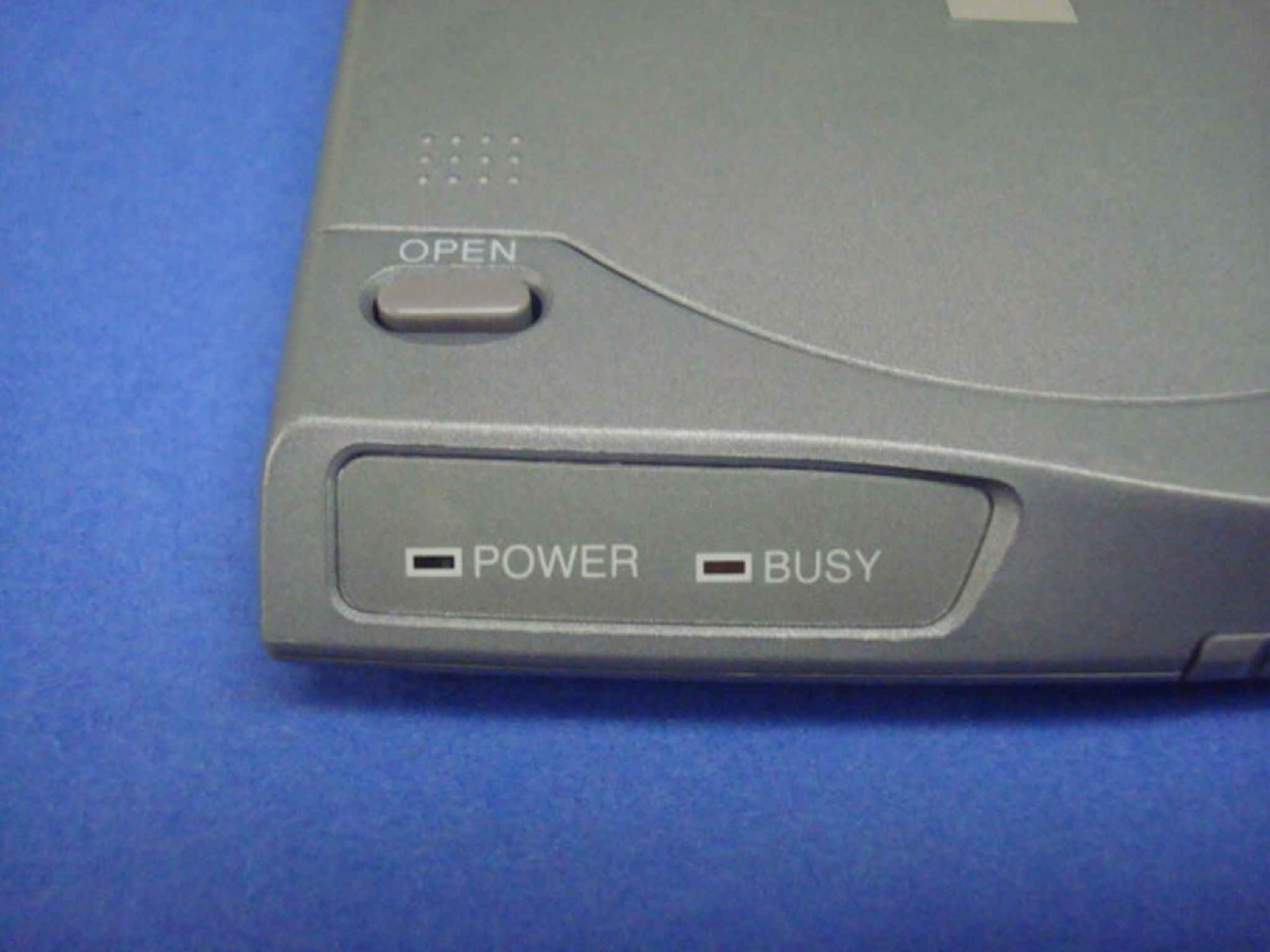 DELL 1517D 24X EXTERNAL CDROM DRIVE