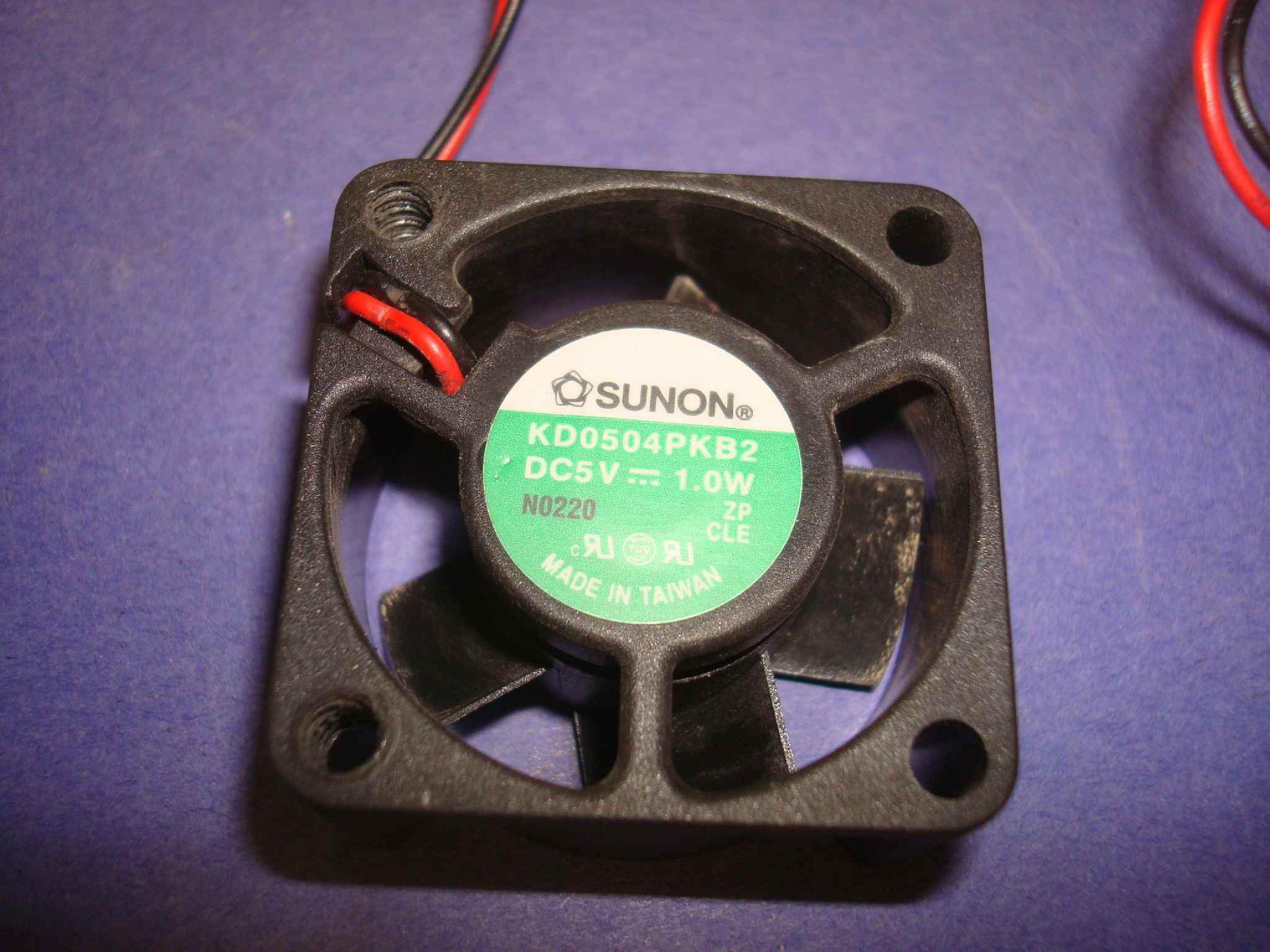 SUNON KD0504PKB2 40MM BY 25MM FAN DC5V 1.0W