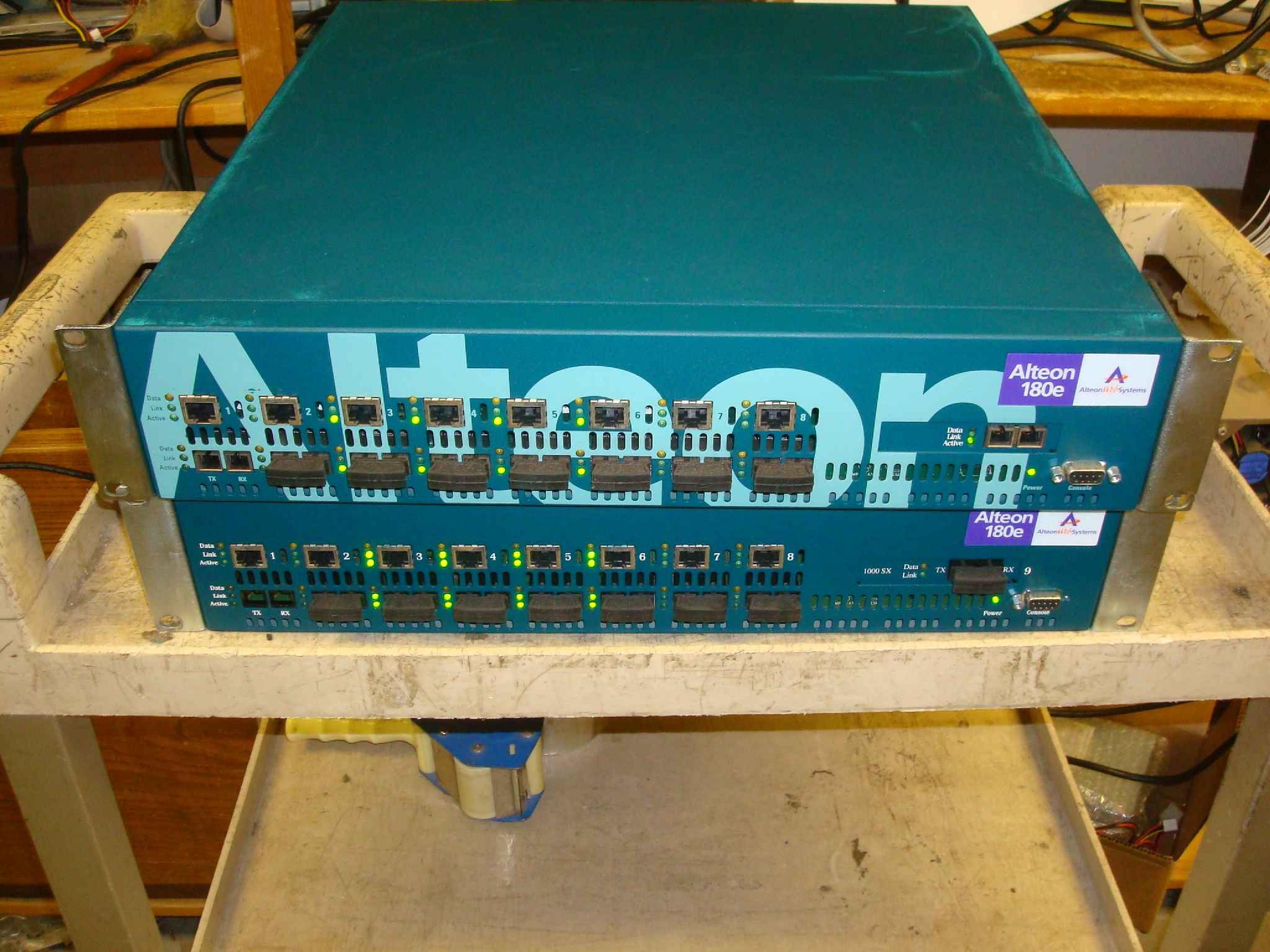 ALTEON ACESWITCH 180E ACESWITCH 180E 8 FIBER PORTS AND 8 TWISTED PAIR