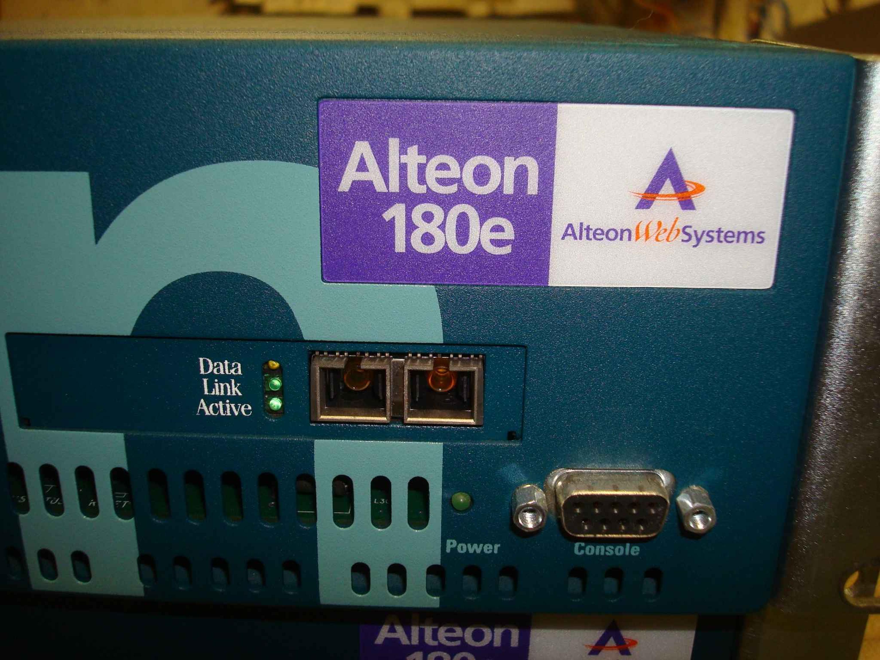 ALTEON ACESWITCH 180E ACESWITCH 180E 8 FIBER PORTS AND 8 TWISTED PAIR