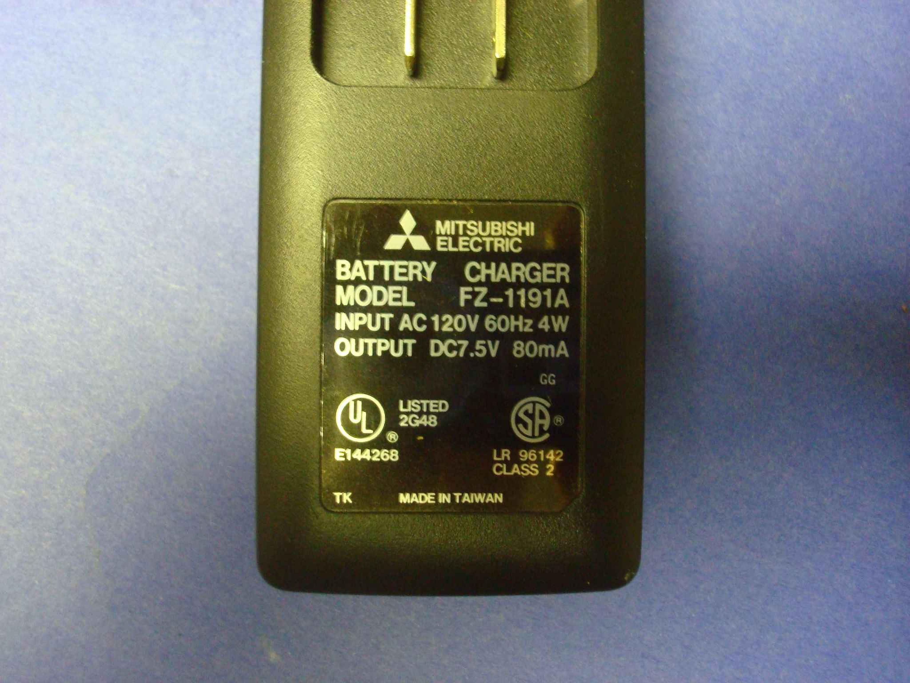 MITSUBISHI FZ-1191A BATTERY CHARGER DC7.5V 80MA