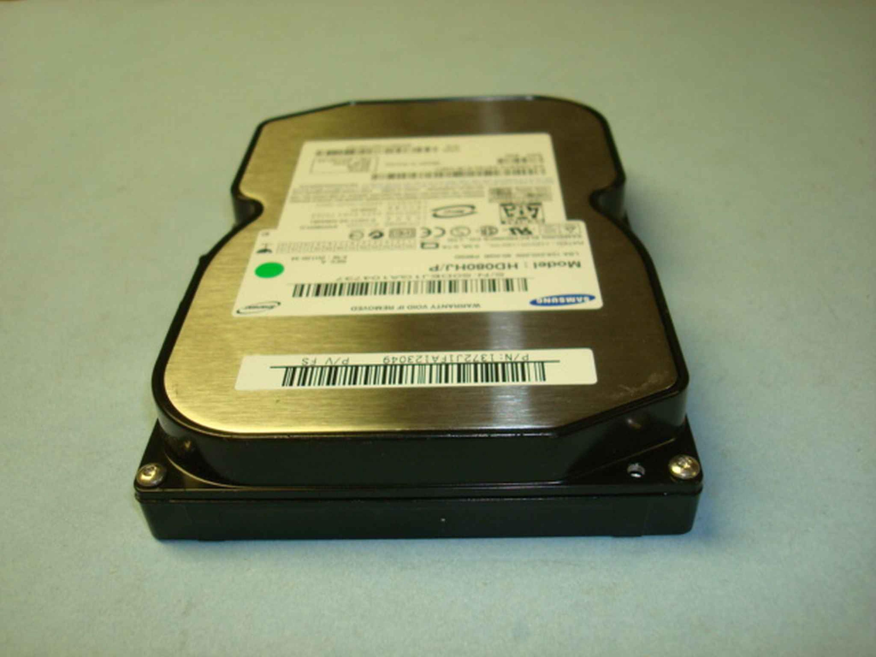 DELL 0XD673 80GB SATA DRIVE LBA 156,250,000 F/W: ZH100-34