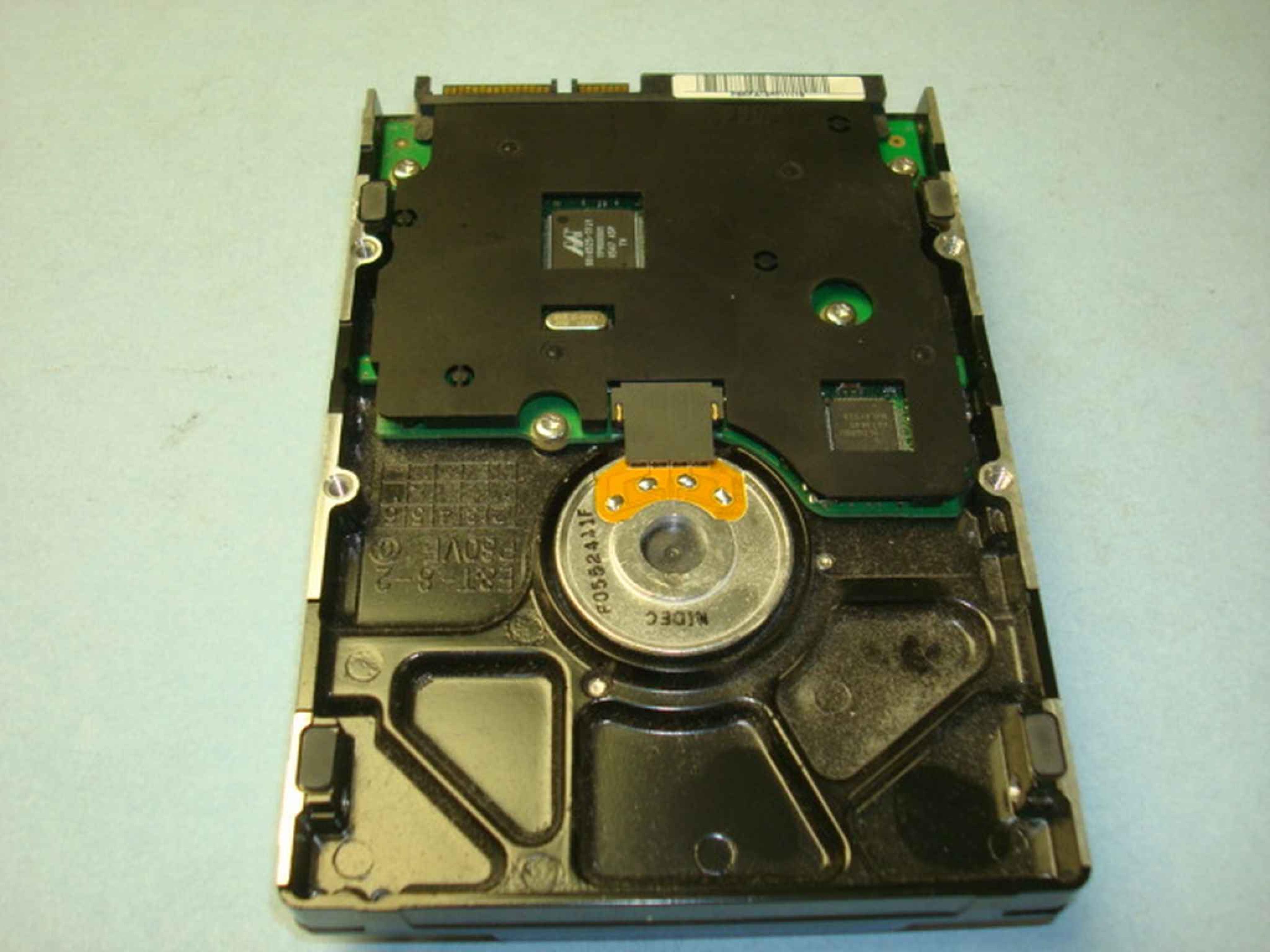 DELL 0XD673 80GB SATA DRIVE LBA 156,250,000 F/W: ZH100-34