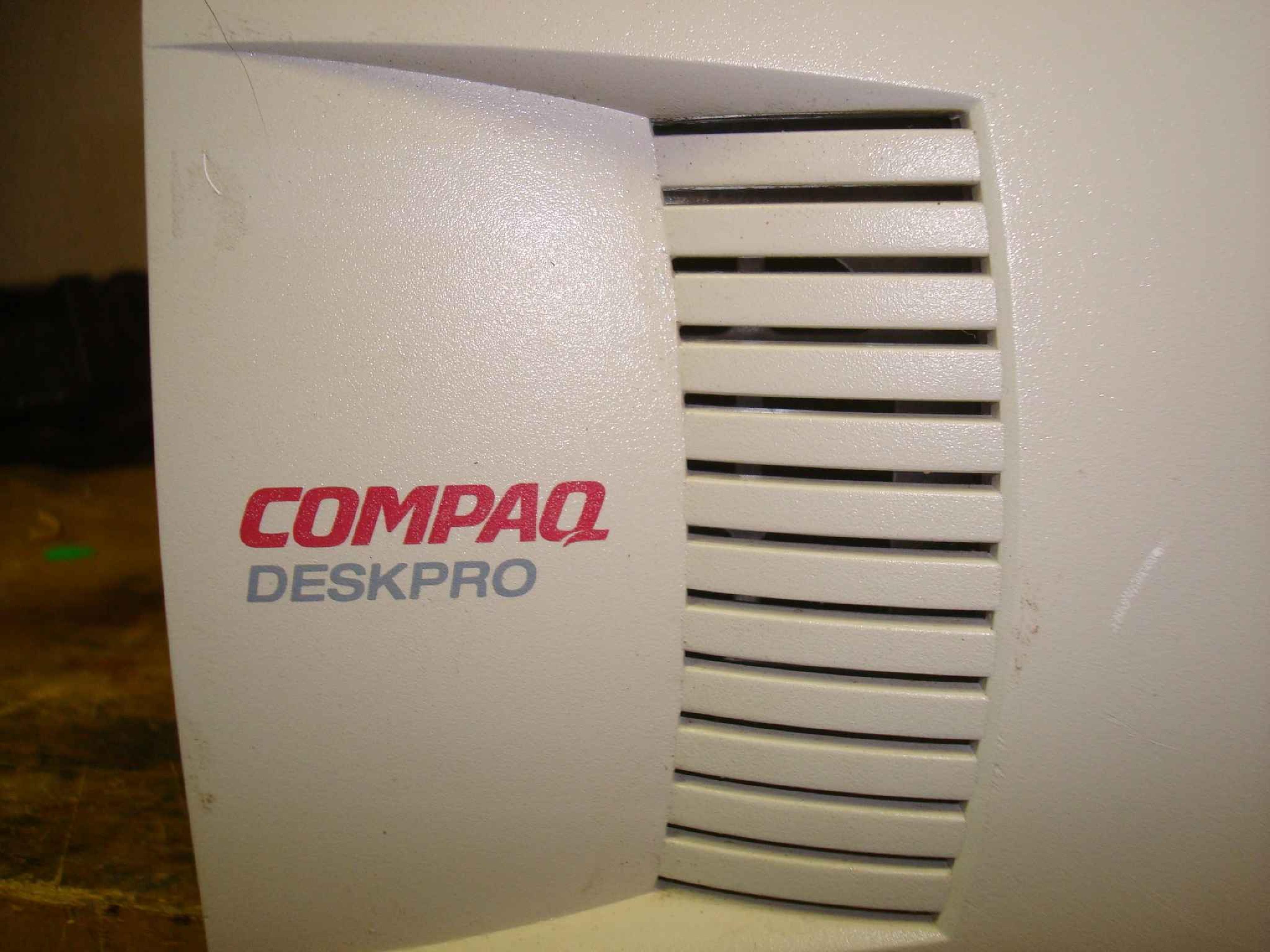 COMPAQ / HEWLETT PACKARD / HP 179038-007 DESKPRO PENTIUM III, 128MB, 6.4GB, CD