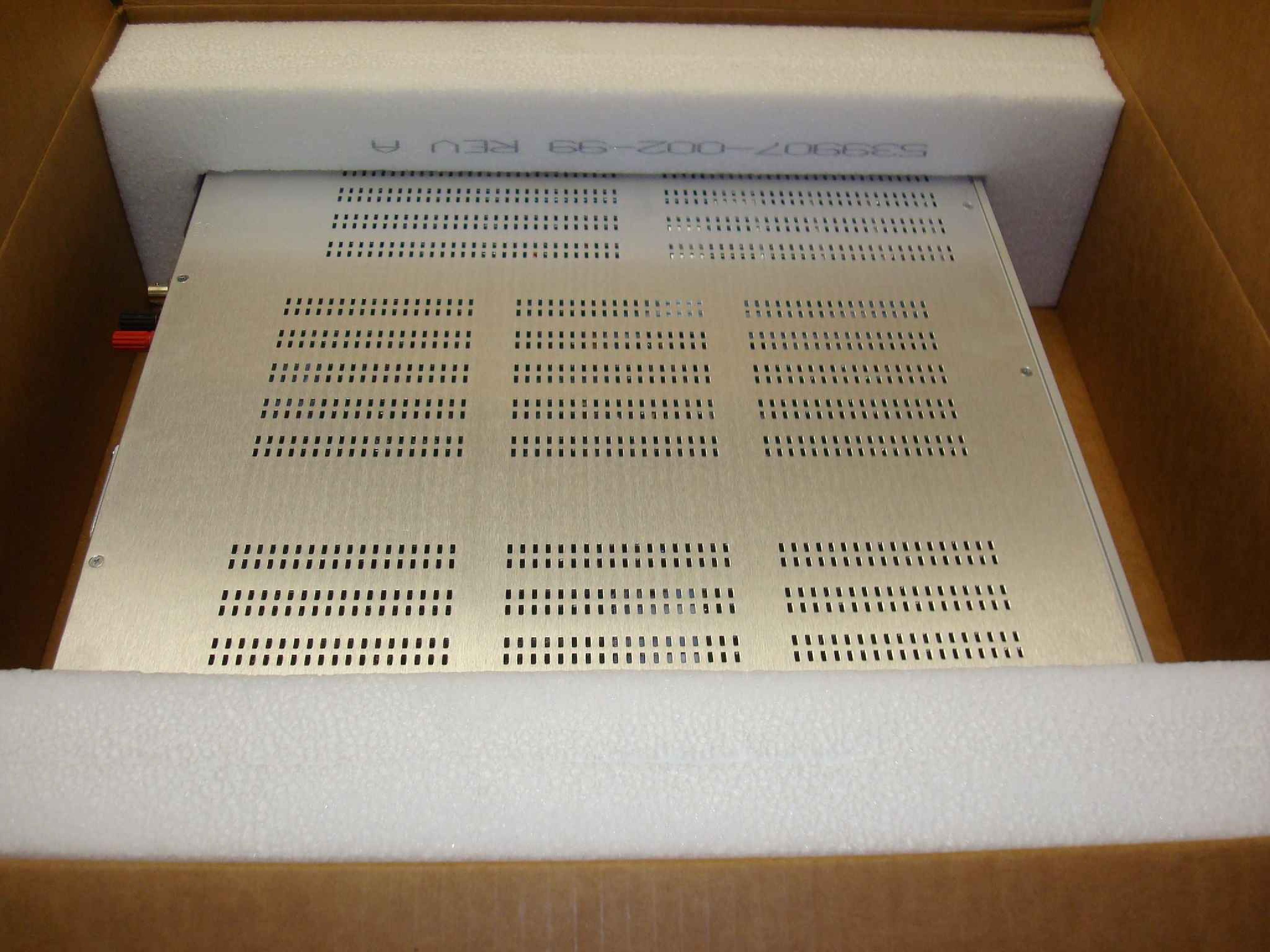 GENERAL INSTRUMENT 0M 1000 MOTOROLA OUT-OF-BAND MULTIPLEXER/ MODULATOR