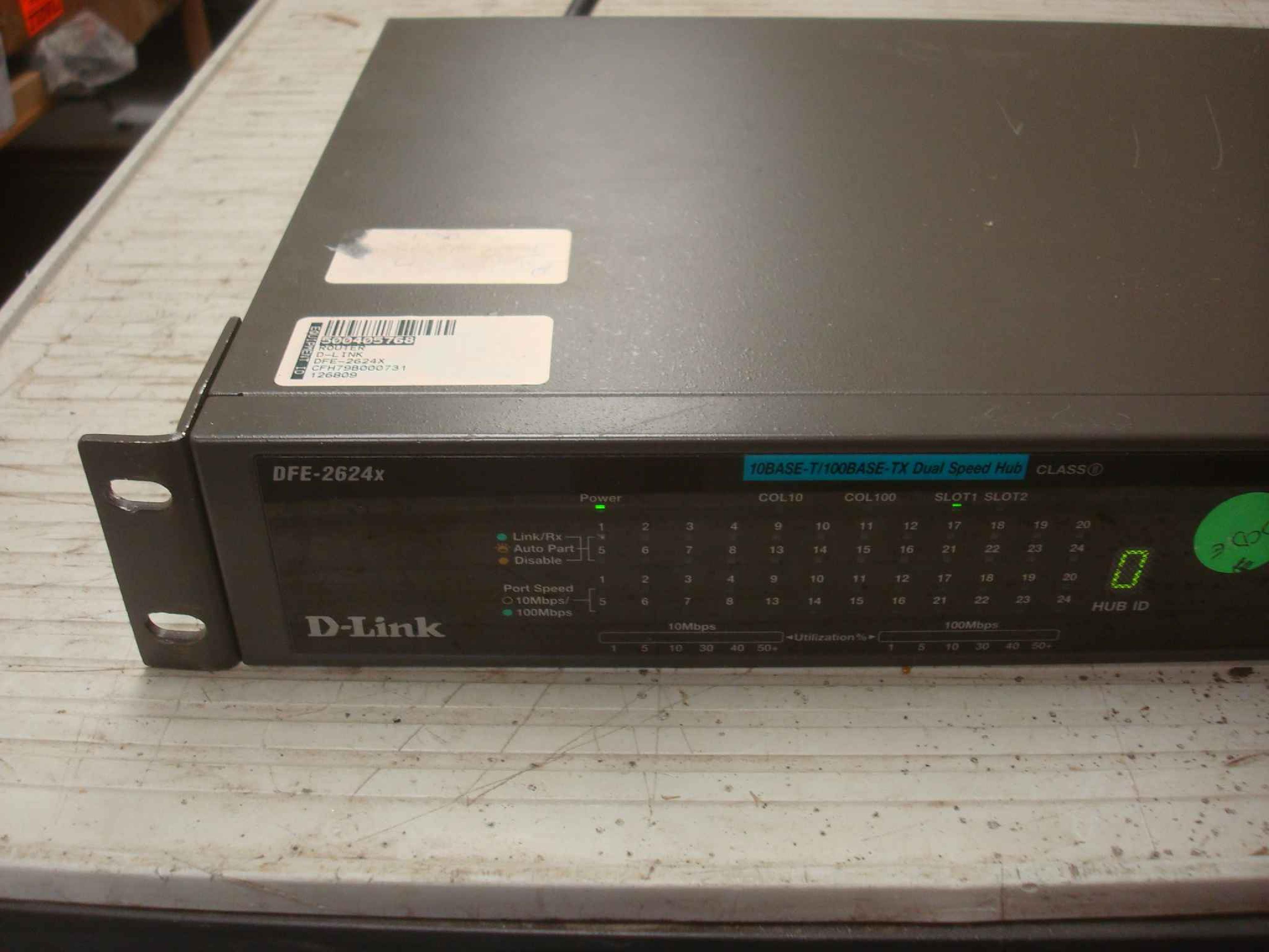 D-LINK SYSTEMS DFE-2624X 24PORT ETHERNET SWITCH 10BT 100BT