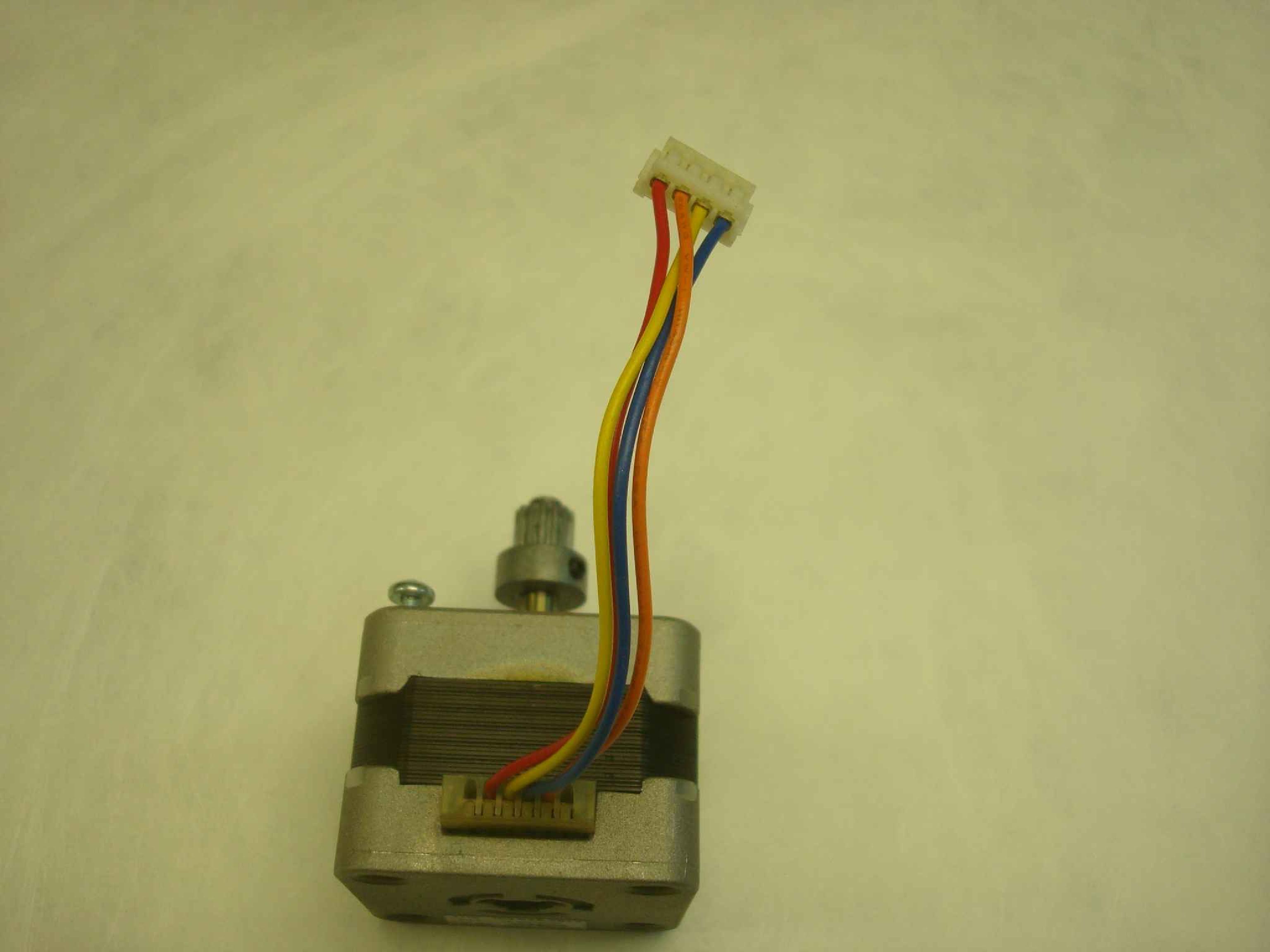 SANYO DENKI 103-546-6843 STEP MOTOR FOR POLAROID 75 CARD PRINTER