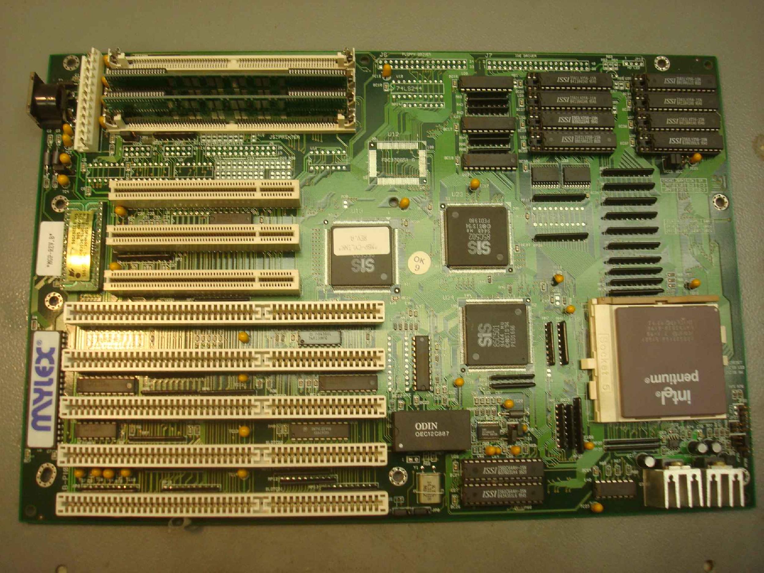 MYLEX MGP-CYLINK SYSTEM BOARD 5 ISA SLOTS, 3 PCI SLOTS, 4 72PIN SIMM SLOTS, SOCKET 5 PROCESSOR, PULLED FROM CYLINIK SECURE DOMAIN