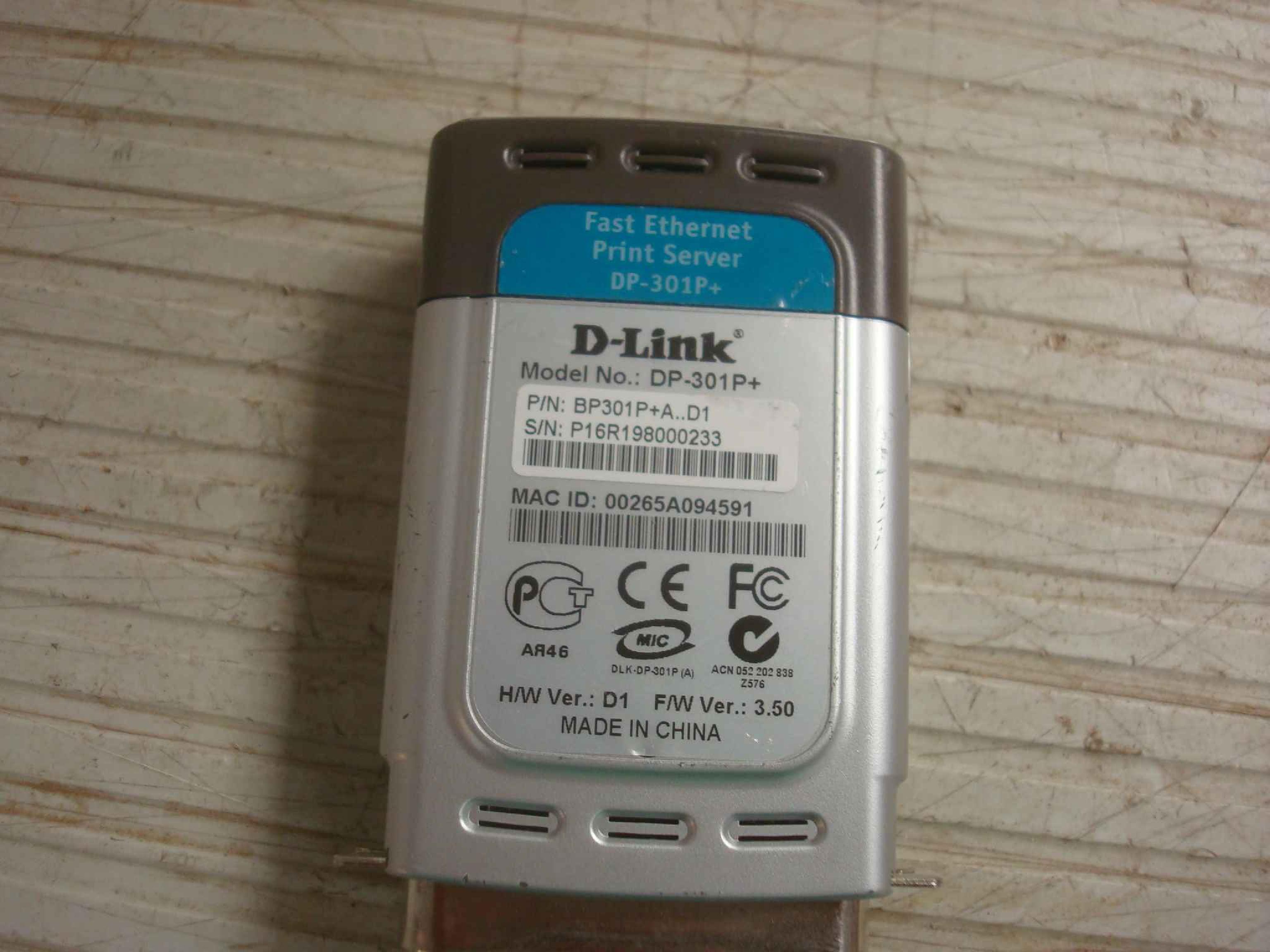 D-LINK SYSTEMS BP301P+A..D1 FAST ETHERNET PRINT SERVER RJ45 PARALLEL PORT