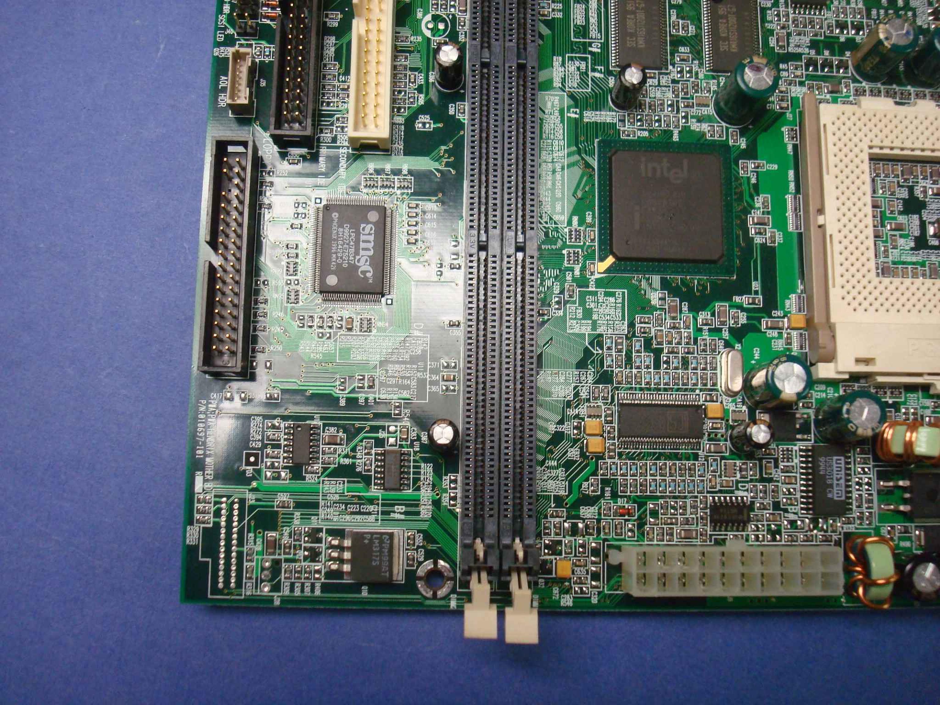 COMPAQ / HEWLETT PACKARD / HP 010698-001 SYSTEM BOARD 810E CHIPSET FOR DESKPRO