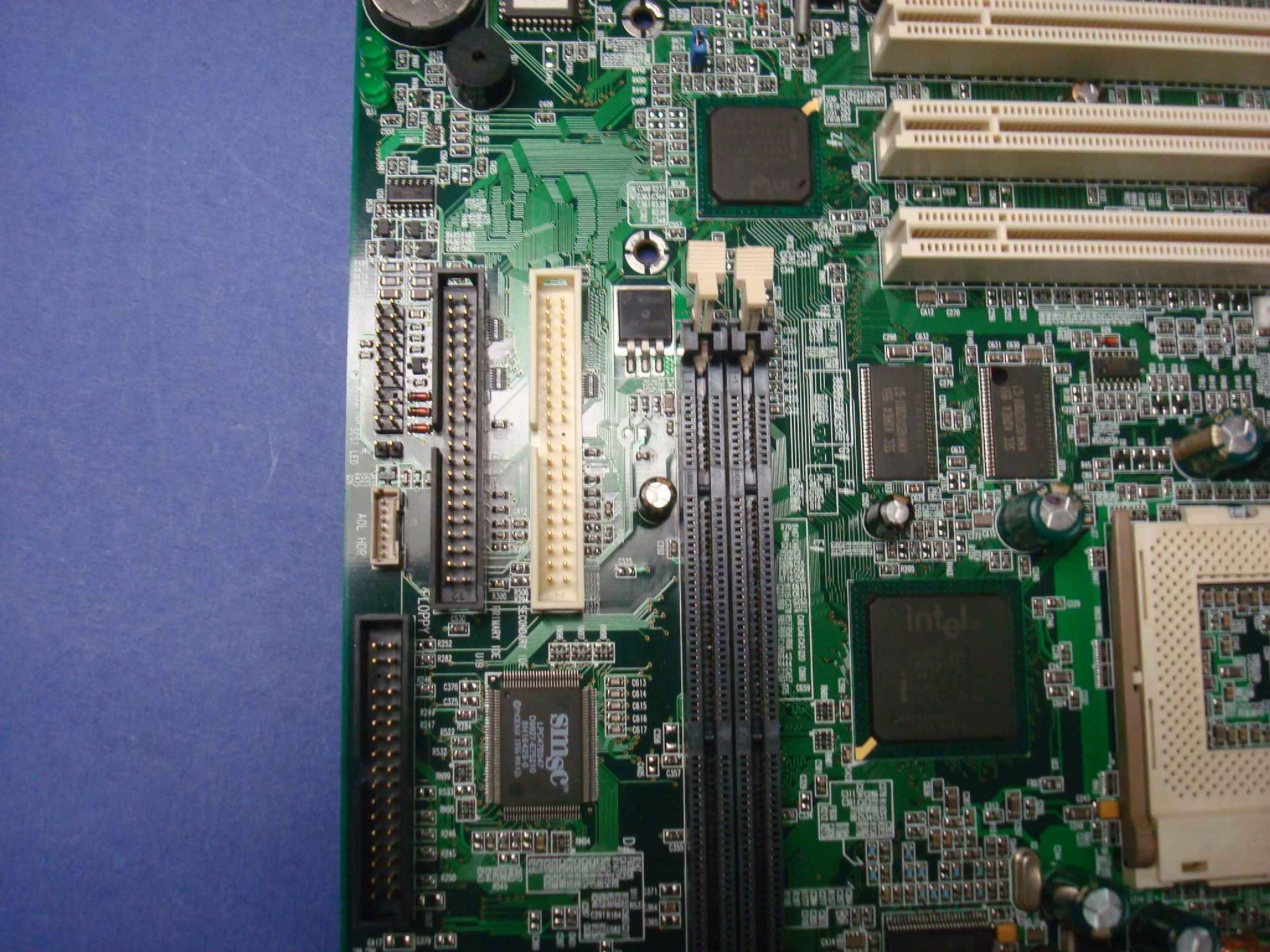 COMPAQ / HEWLETT PACKARD / HP 010698-001 SYSTEM BOARD 810E CHIPSET FOR DESKPRO