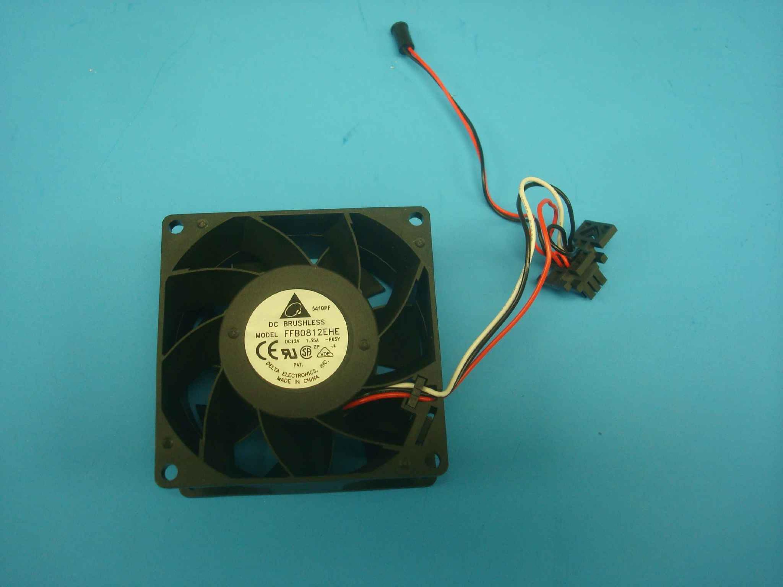 DELTA ELECTRONICS INC 5416PF FAN DC12V 1.35 AMP 3 WIRE CABLE IN HOT PLUG CASE FAN