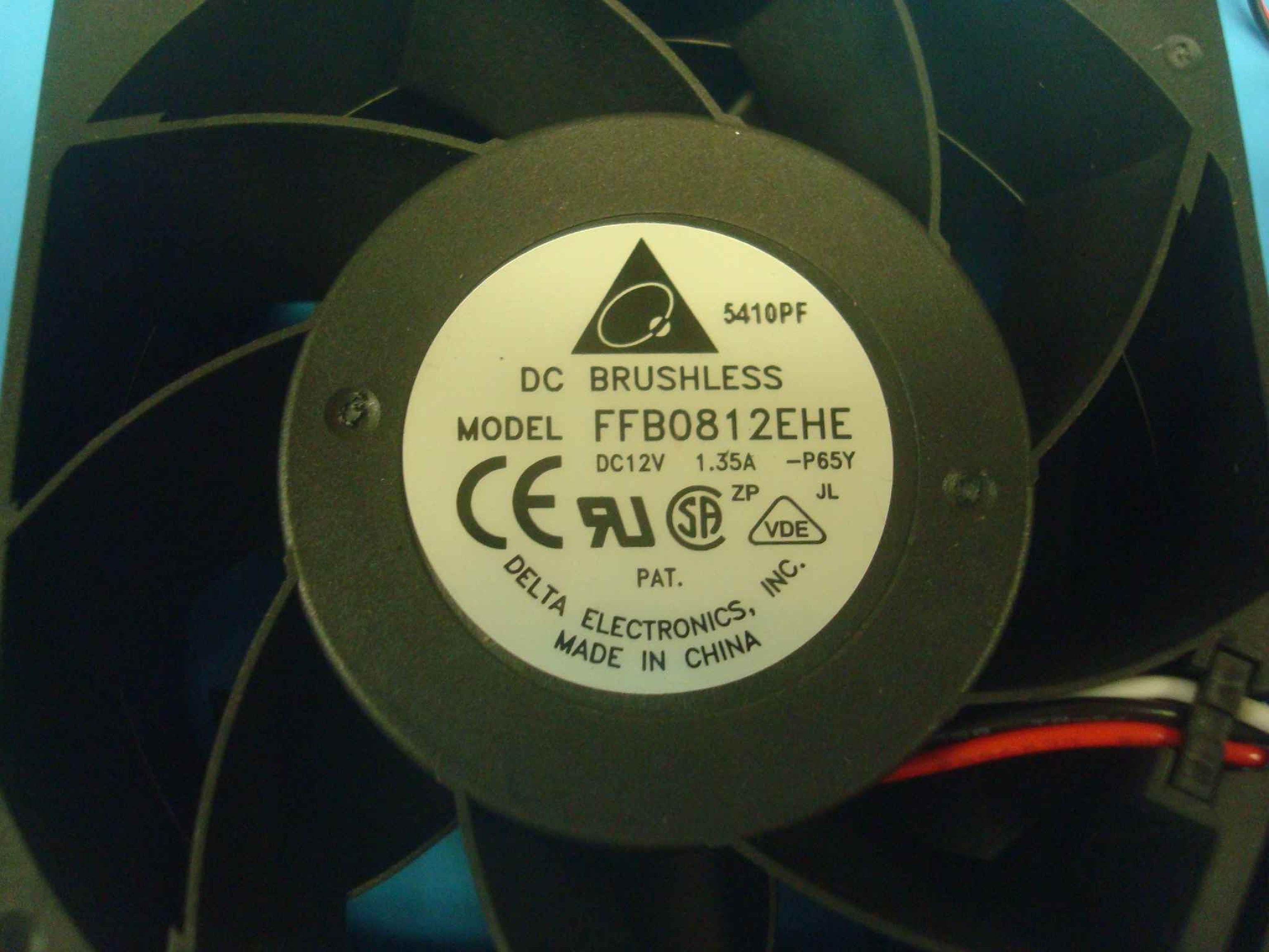 DELTA ELECTRONICS INC 5416PF FAN DC12V 1.35 AMP 3 WIRE CABLE IN HOT PLUG CASE FAN