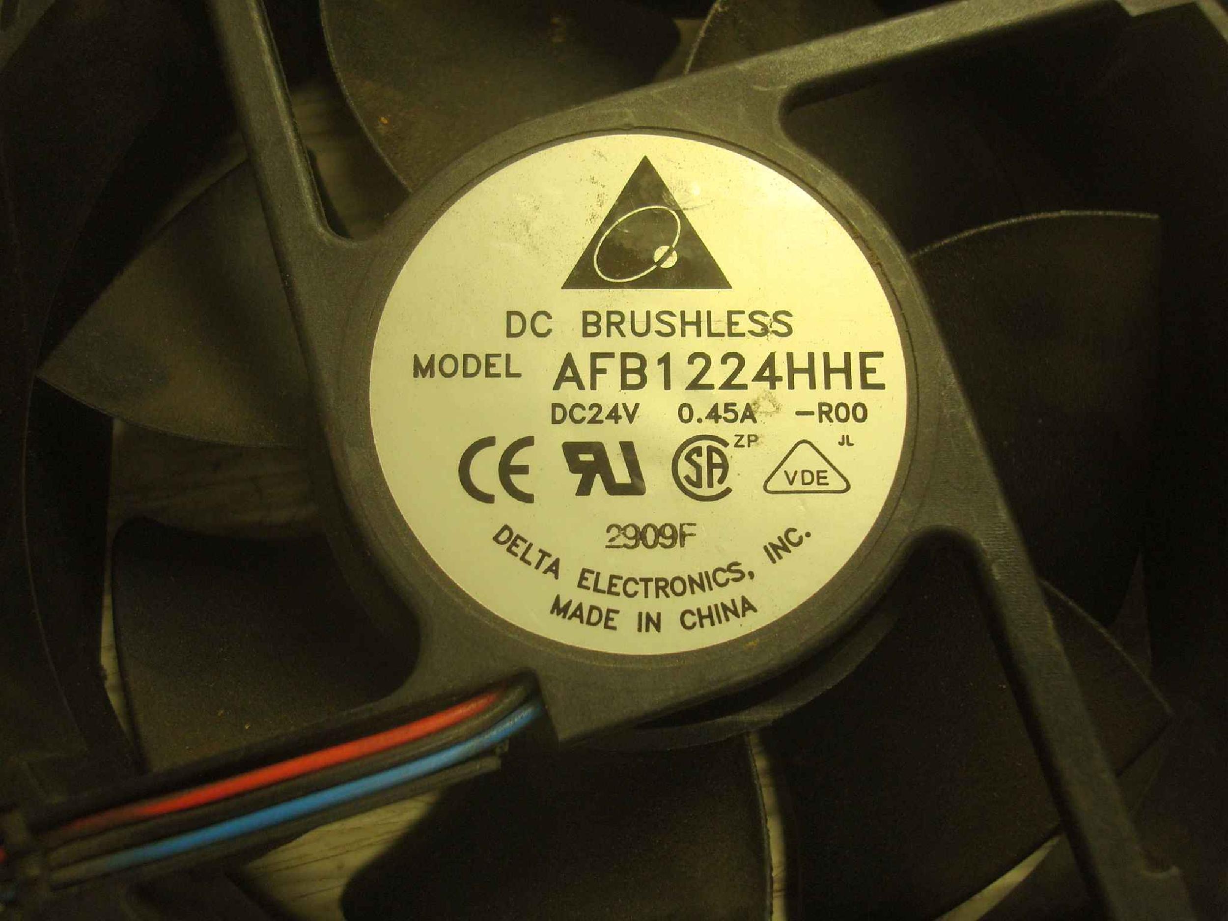DELTA ELECTRONICS INC AFB1224HHE COSMETIC FLAW 24V DC 0.45AMP FAN 120X120X38 MM