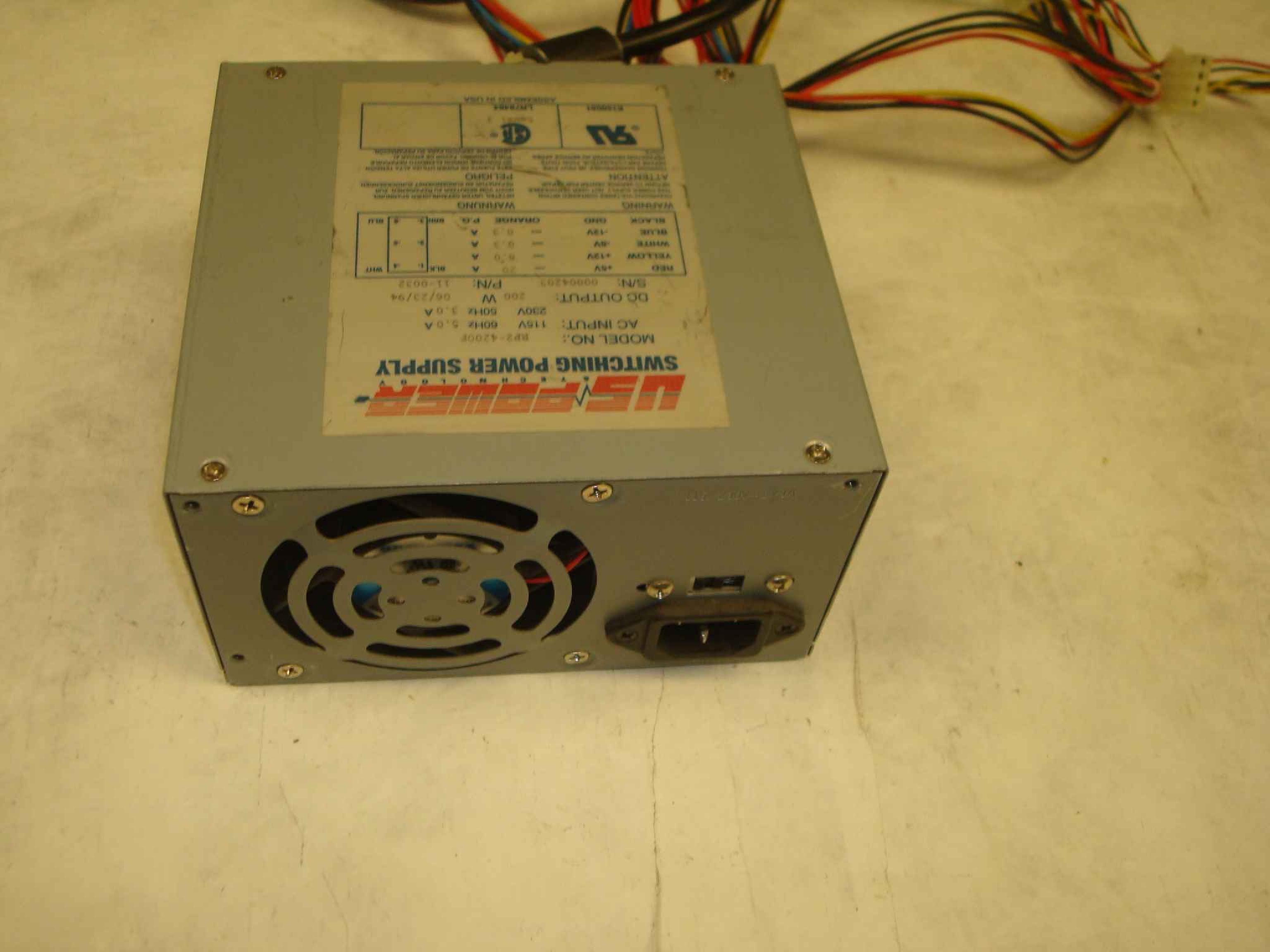 EMACS / ZIPPY / US POWER / CALIFORNIA PC PRODUCTS RP2-4200F 200 WATT AT POWER SUPPLY