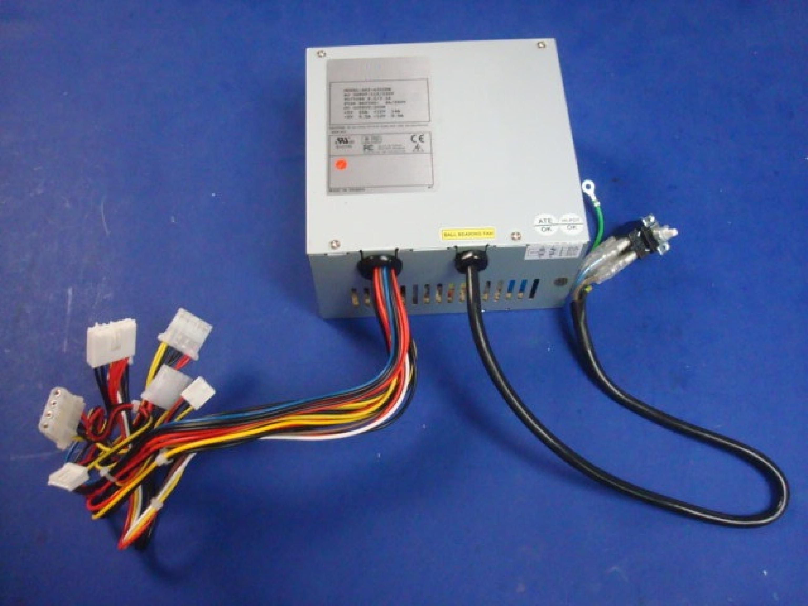 EMACS / ZIPPY / US POWER / CALIFORNIA PC PRODUCTS SP2-4300FB 300W AT POWER SUPPLY