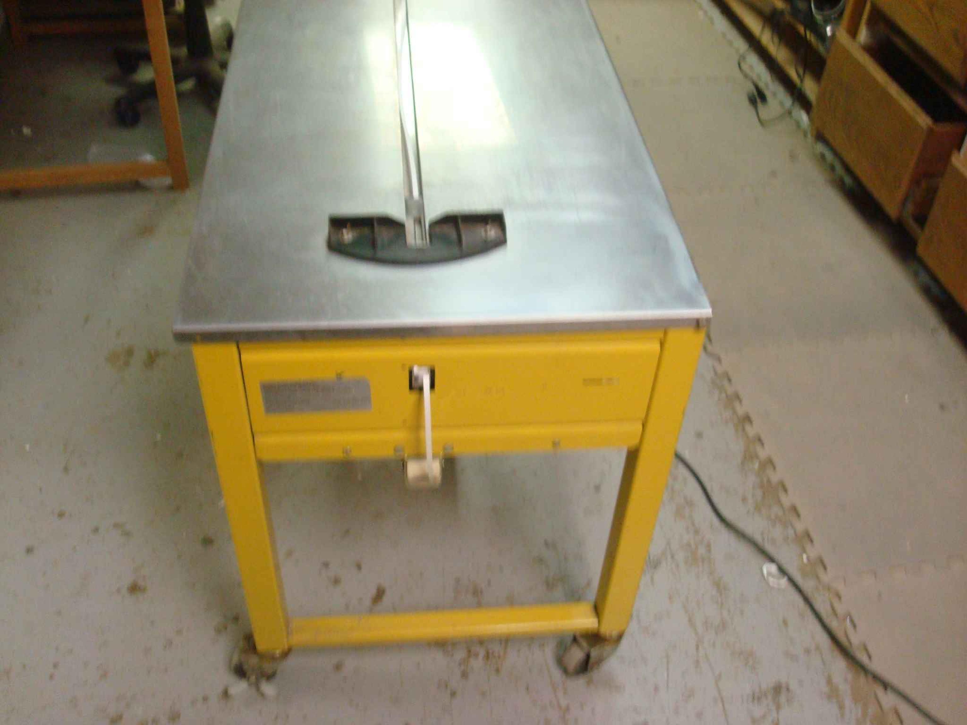 NORTH SHORE STRAPPING CO PSIN3505-A PLASTIC STRAPPING MACHINE