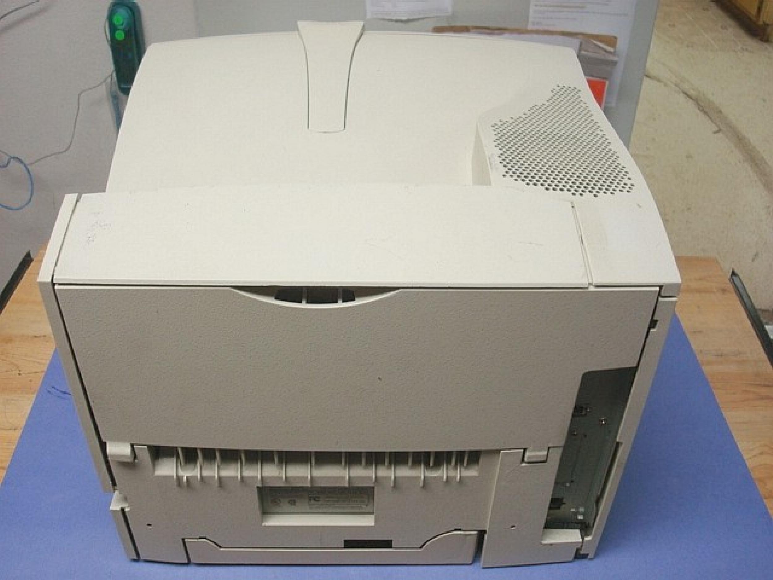 LEXMARK / IBM T520 FOR PARTS ONLY OPTRA T520 4520-002 LASER PRINTER PARALLEL INTERFACE