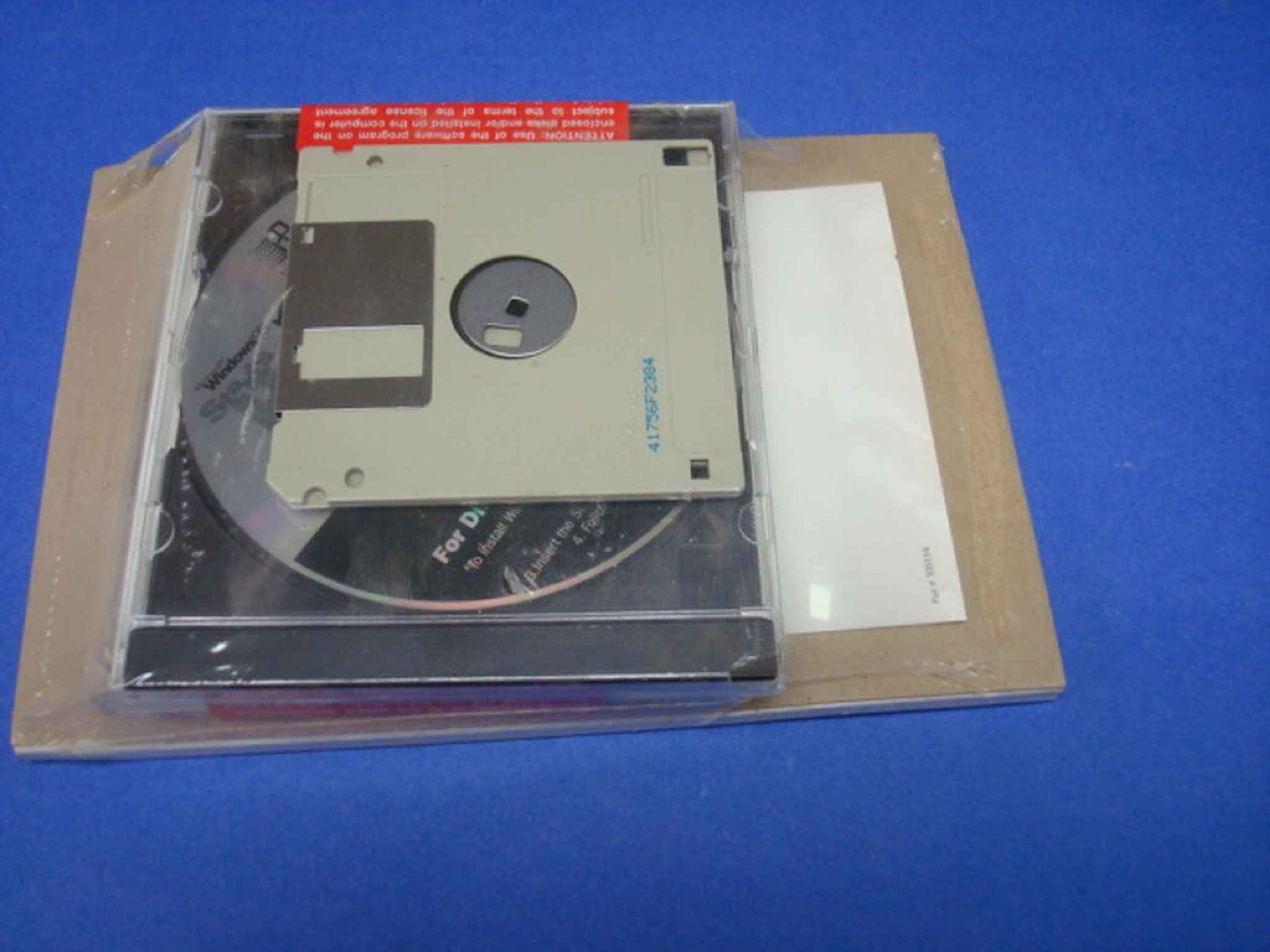 MICROSOFT 30781 WINDOWS 95 SR1 CD MANUAL LICENSE COA HOLIGRAM