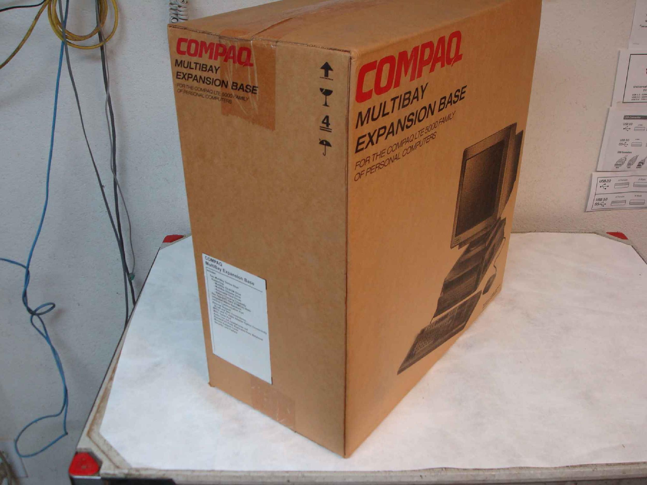 COMPAQ / HEWLETT PACKARD / HP 213700-001 LTE MULTIBAY EXPANSION BASE