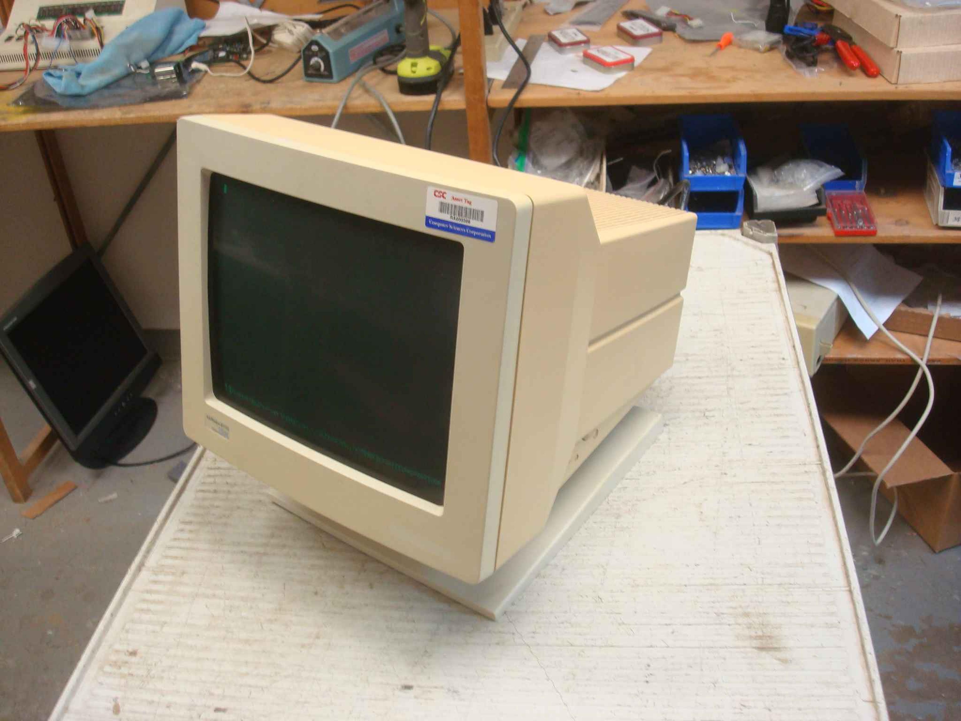 IBM 3153 INFOWINDOW II 3153 TERMINAL