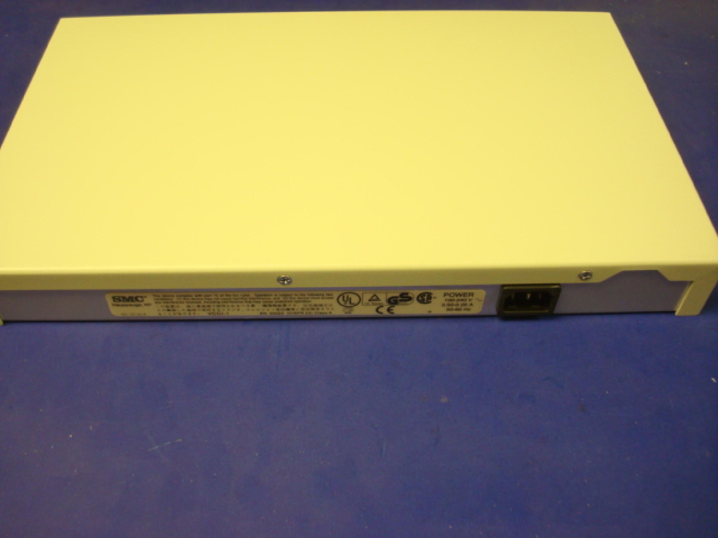 SMC / STANDARD MICROSYSTEMS CORPORATION 750.243 TIGERHUB TP12 SEGMENTABLE ETHERNET HUB 12 10BT 1 AUI 1 BNC