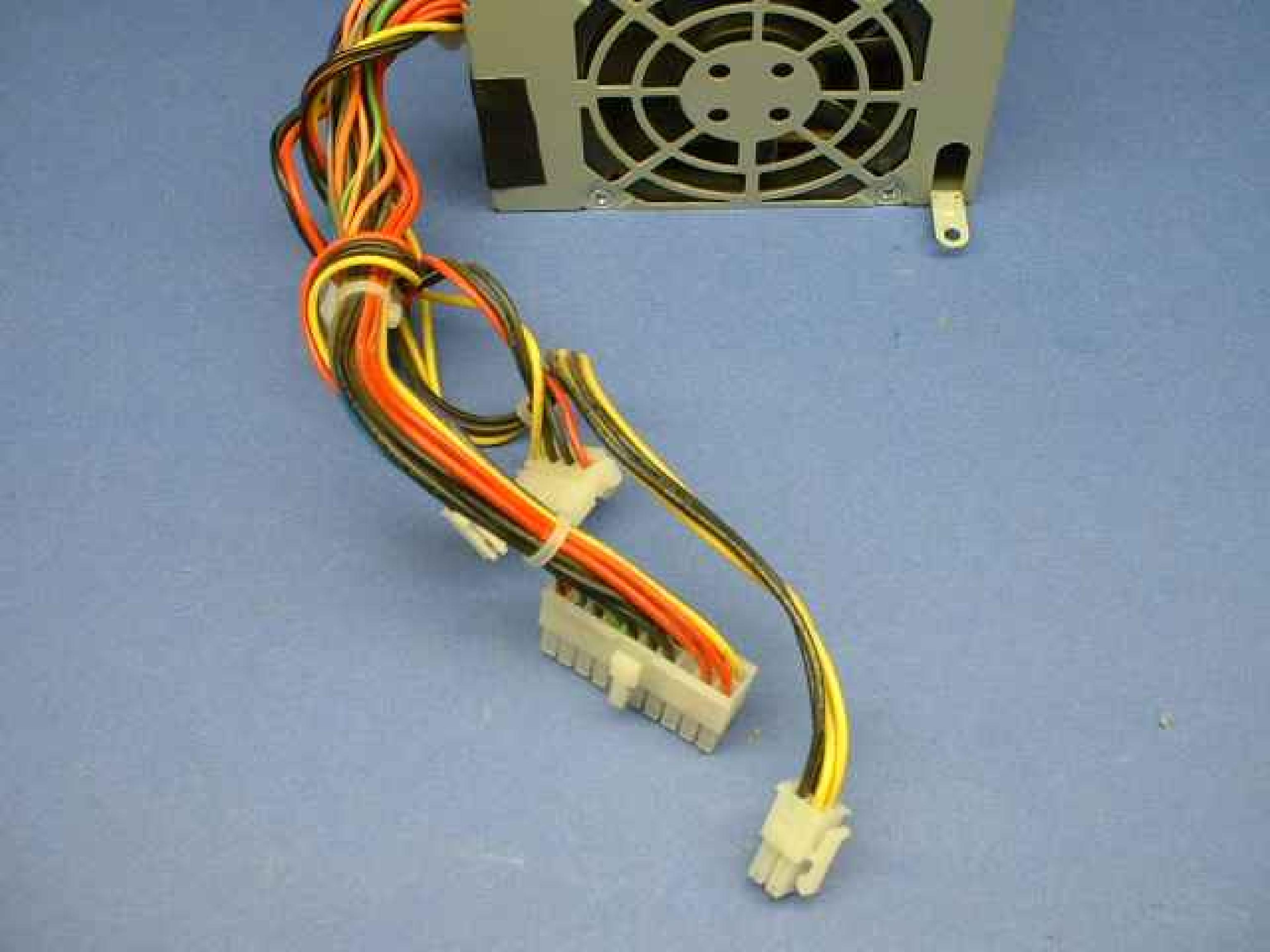 IBM 49P3689 200W ATX POWER SUPPLY, 8 INCH 20PIN ATX,11 INCH P4 CONNECTOR, 2 MOLEX, 1 FLOPPY CONNECTOR