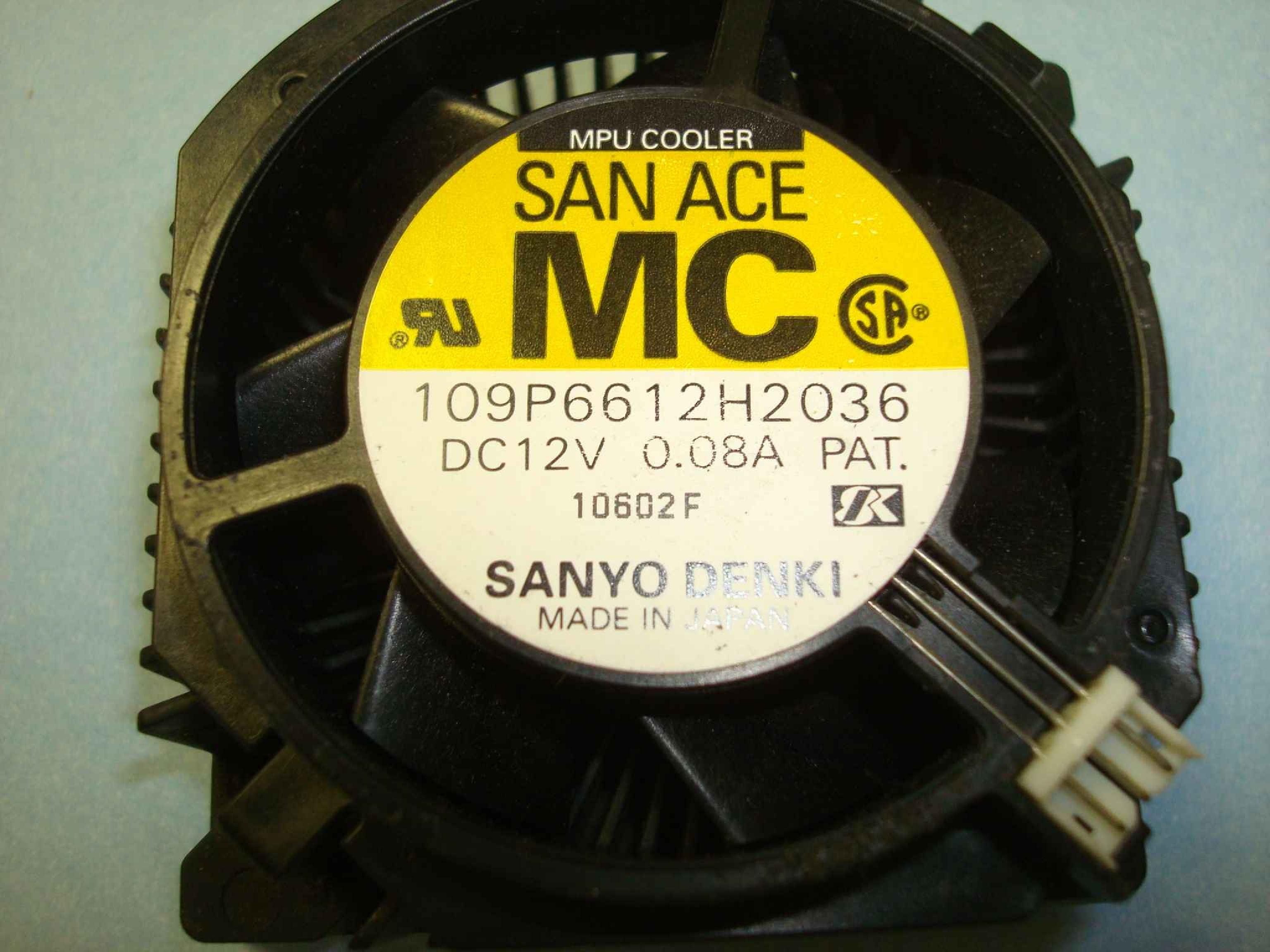 SANYO DENKI 109P6612H2036 3 WIRE PINS, DC 12V 65MM 2 9/16 INCHES