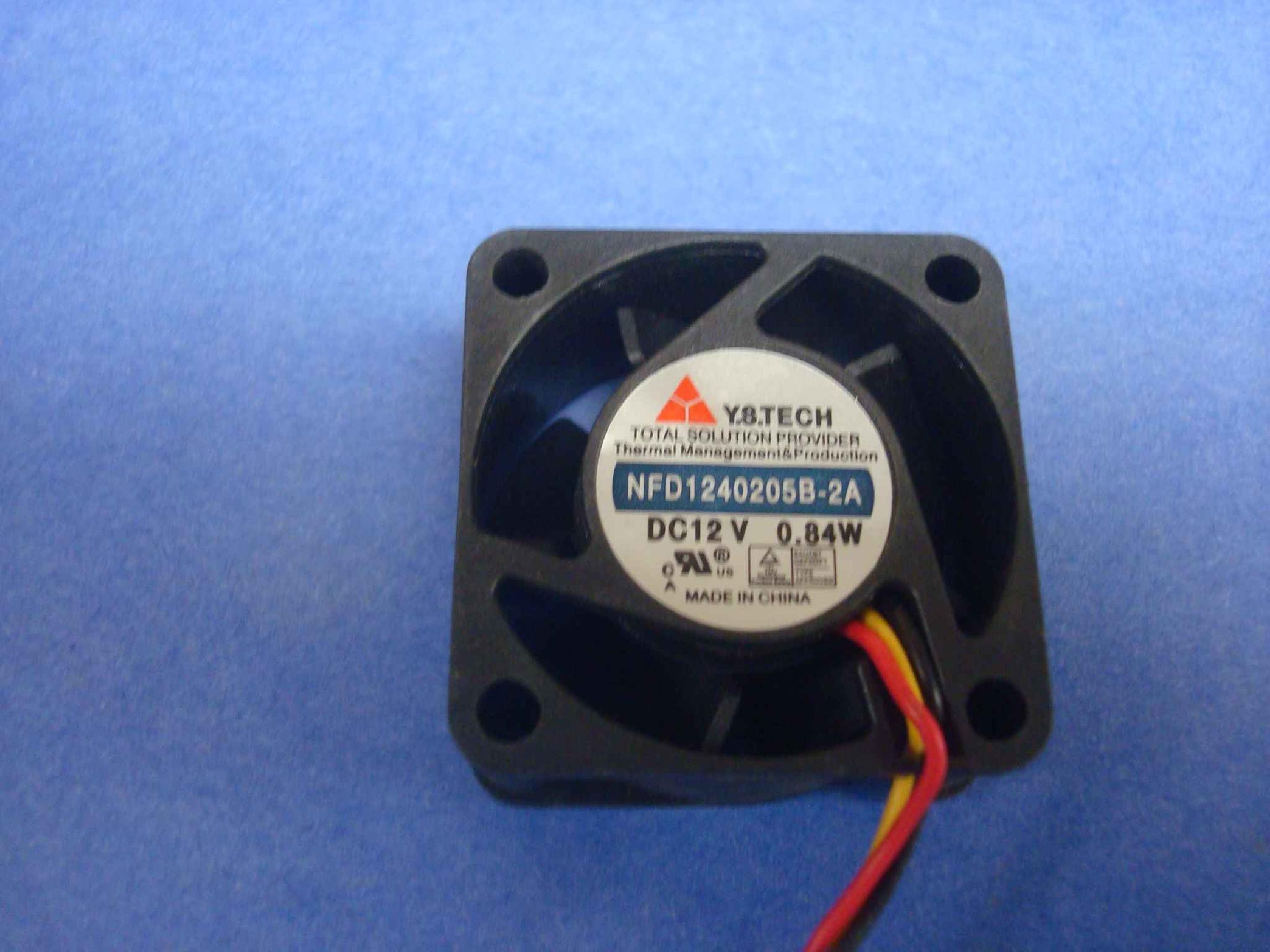 Y.S.TECH 030822DC FAN DC12V 0.84A 40MM X 40MM X 20MM 1.57 INCH X 1.57 INCH X .6 INCH