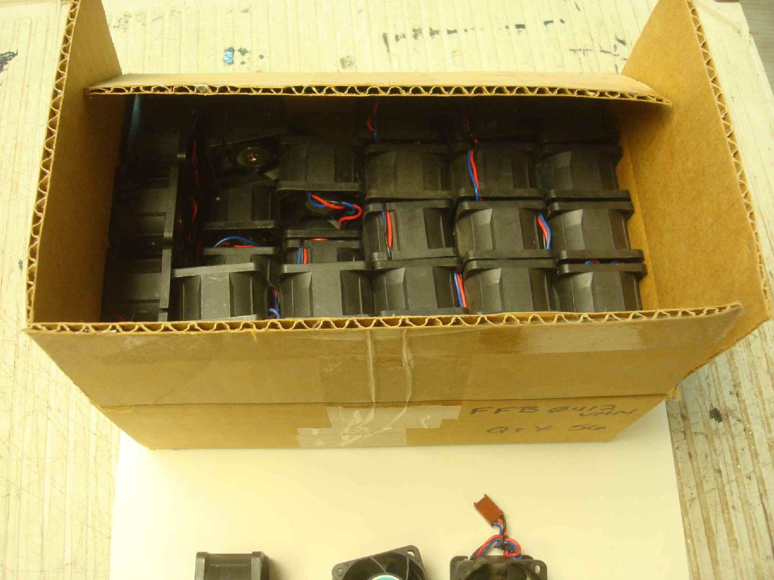 DELTA ELECTRONICS FFB0412VHN FAN DC 12V 0.24A 40MM X 40MM X 28MM 1.6 X 1.6 X 1.2 INCHES